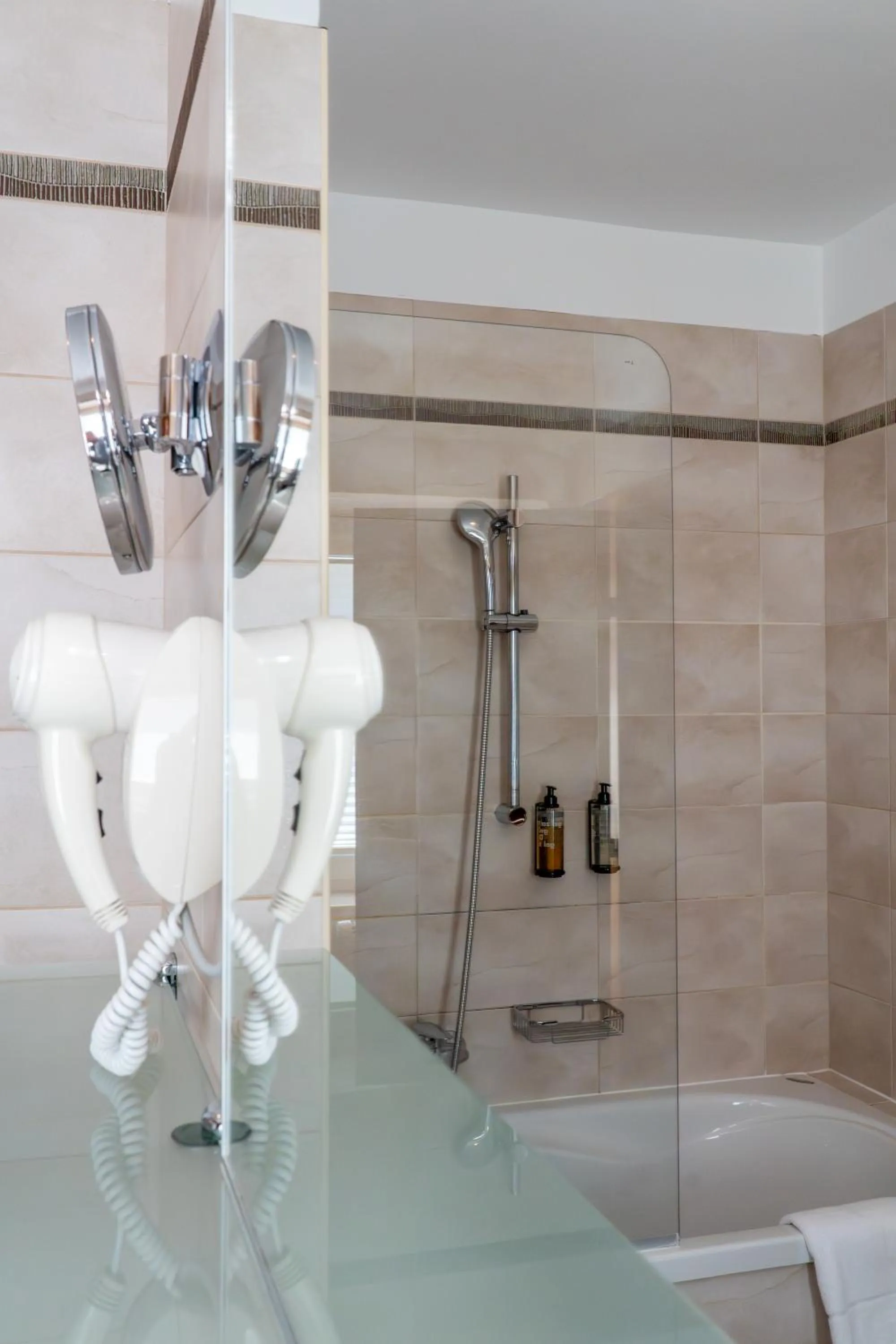 Bathroom in Hotel Piramida