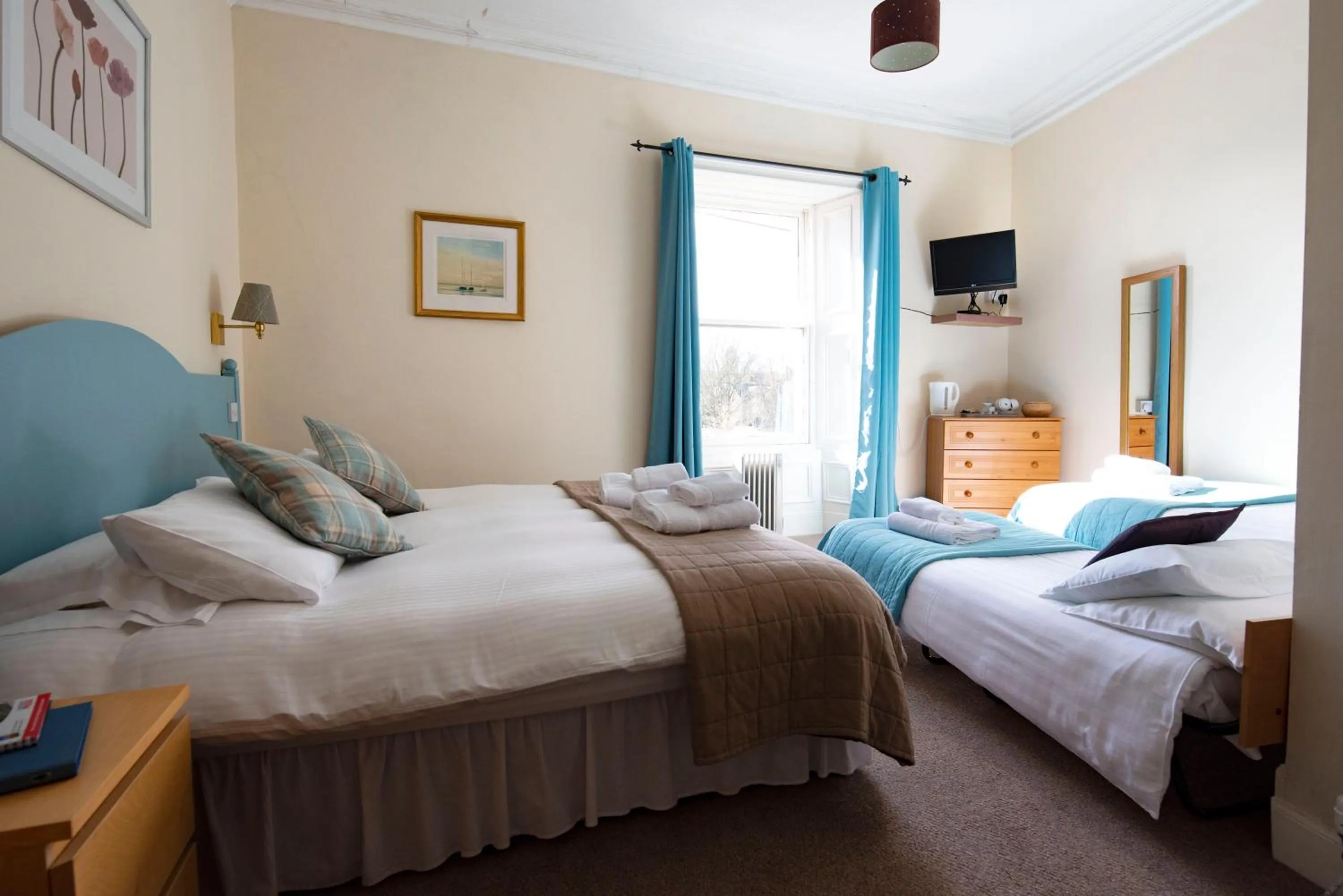 Bed in The Kirkmichael Hotel