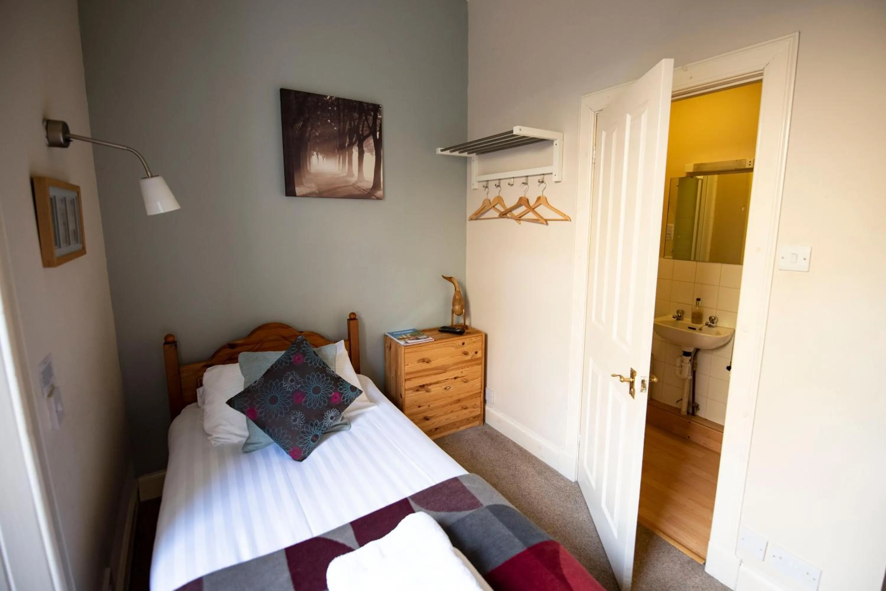 Bathroom, Bed in The Kirkmichael Hotel