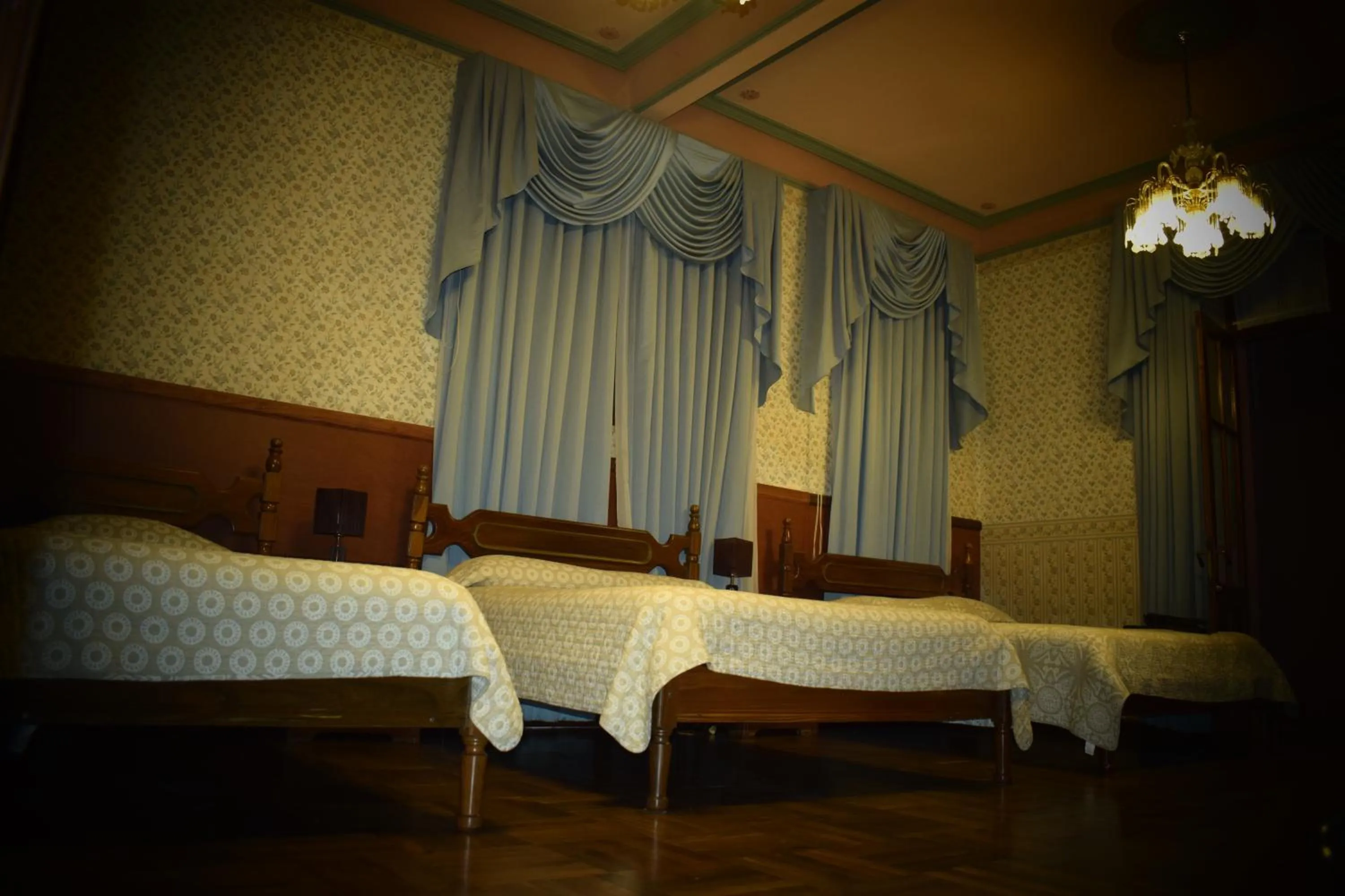 Bed in Capital Plaza Hotel