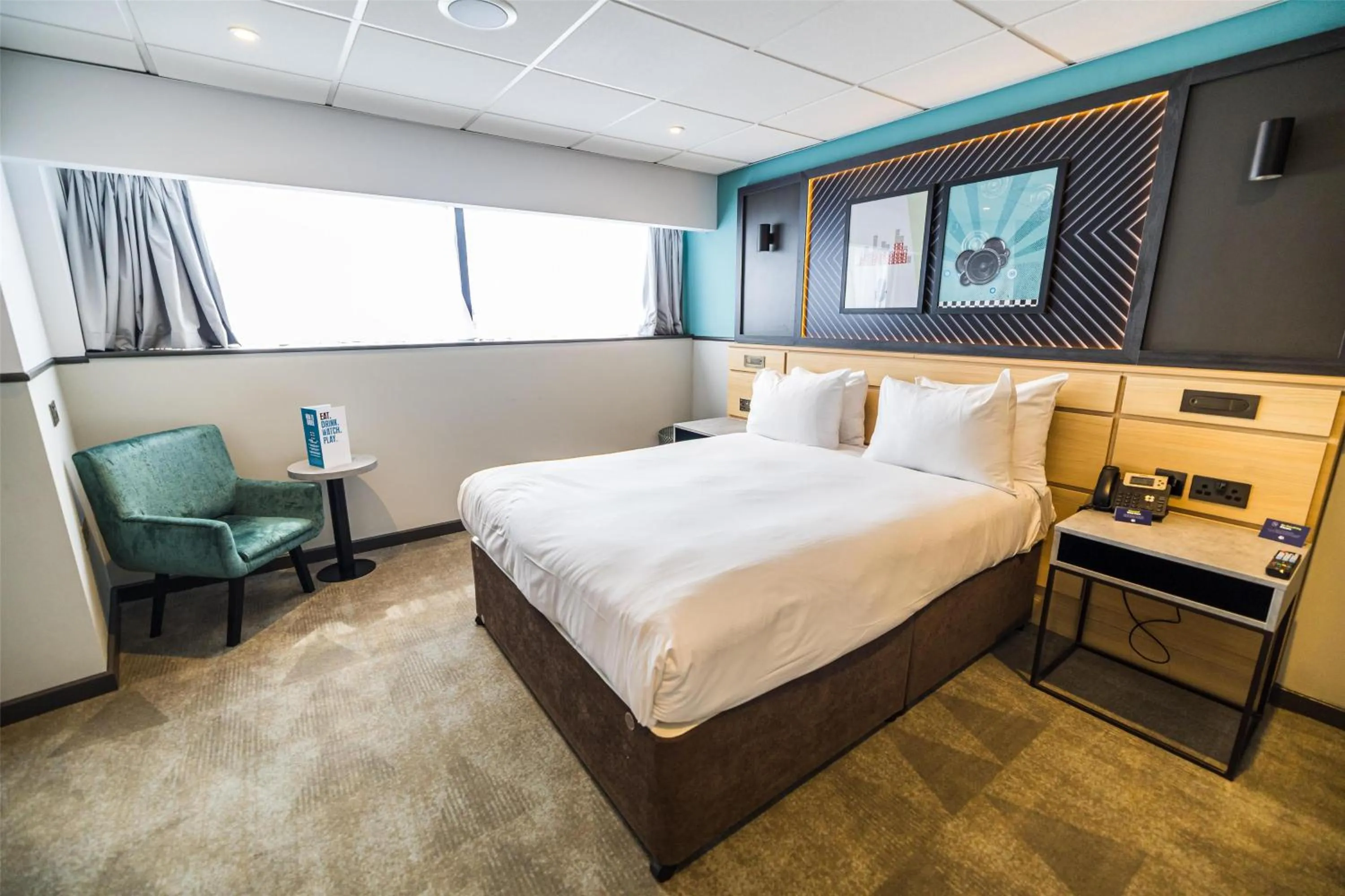 Bed in DoubleTree by Hilton Coventry Building Society Arena