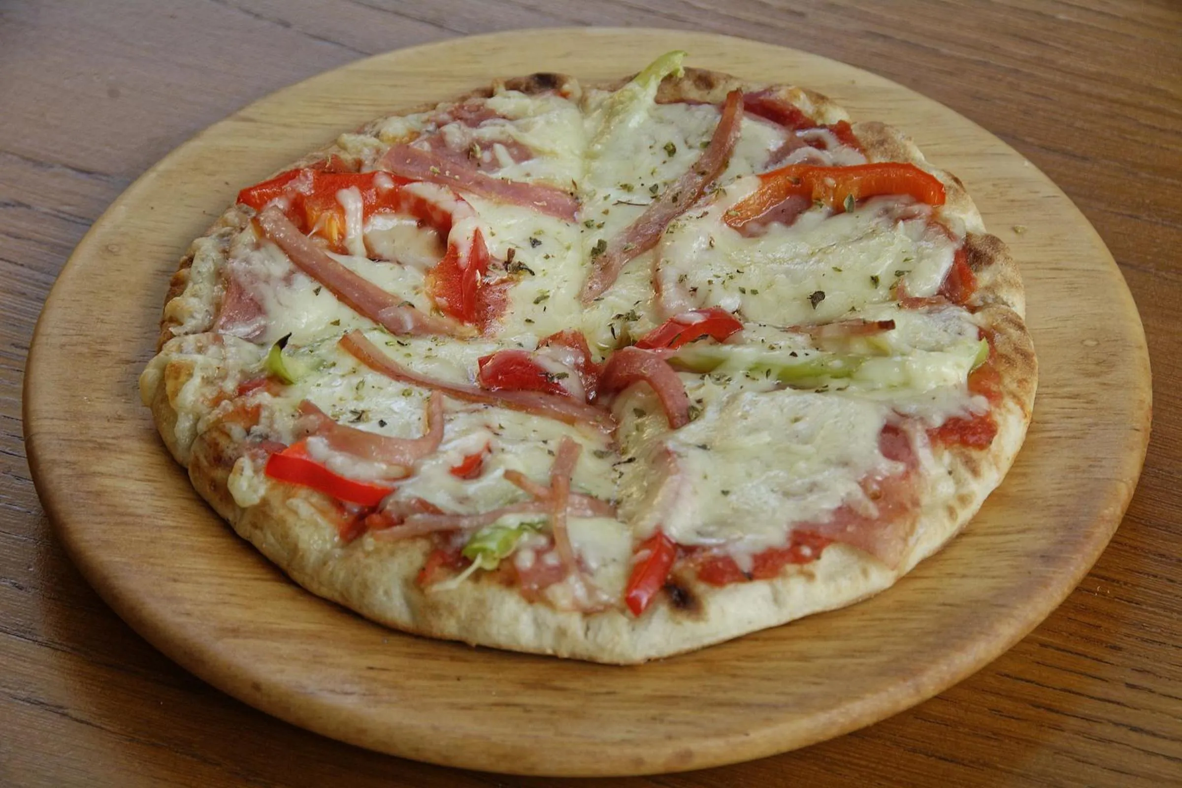 Restaurant/places to eat in Enalion Hotel