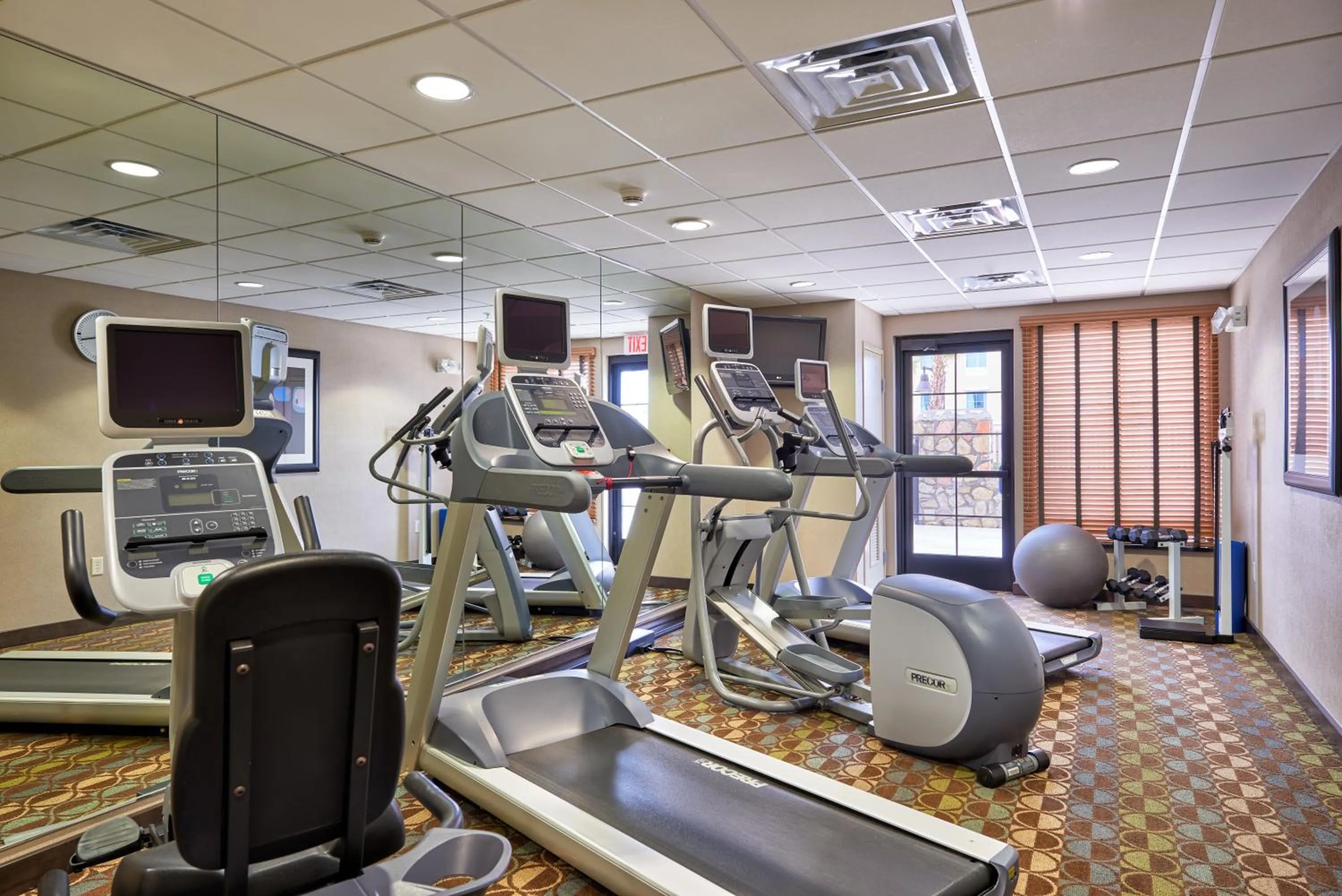 Fitness centre/facilities in Holiday Inn Express & Suites El Paso Airport by IHG
