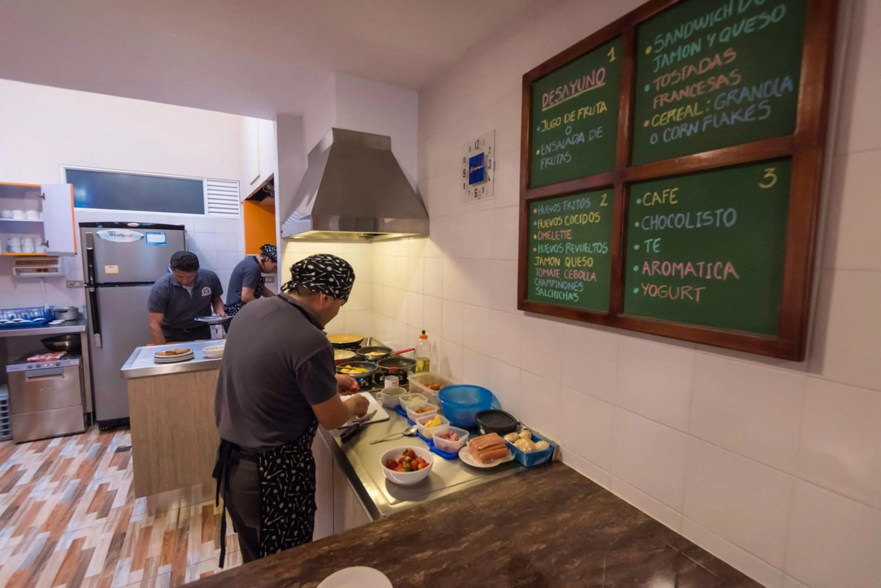 Staff in Hotel Francés La Maison