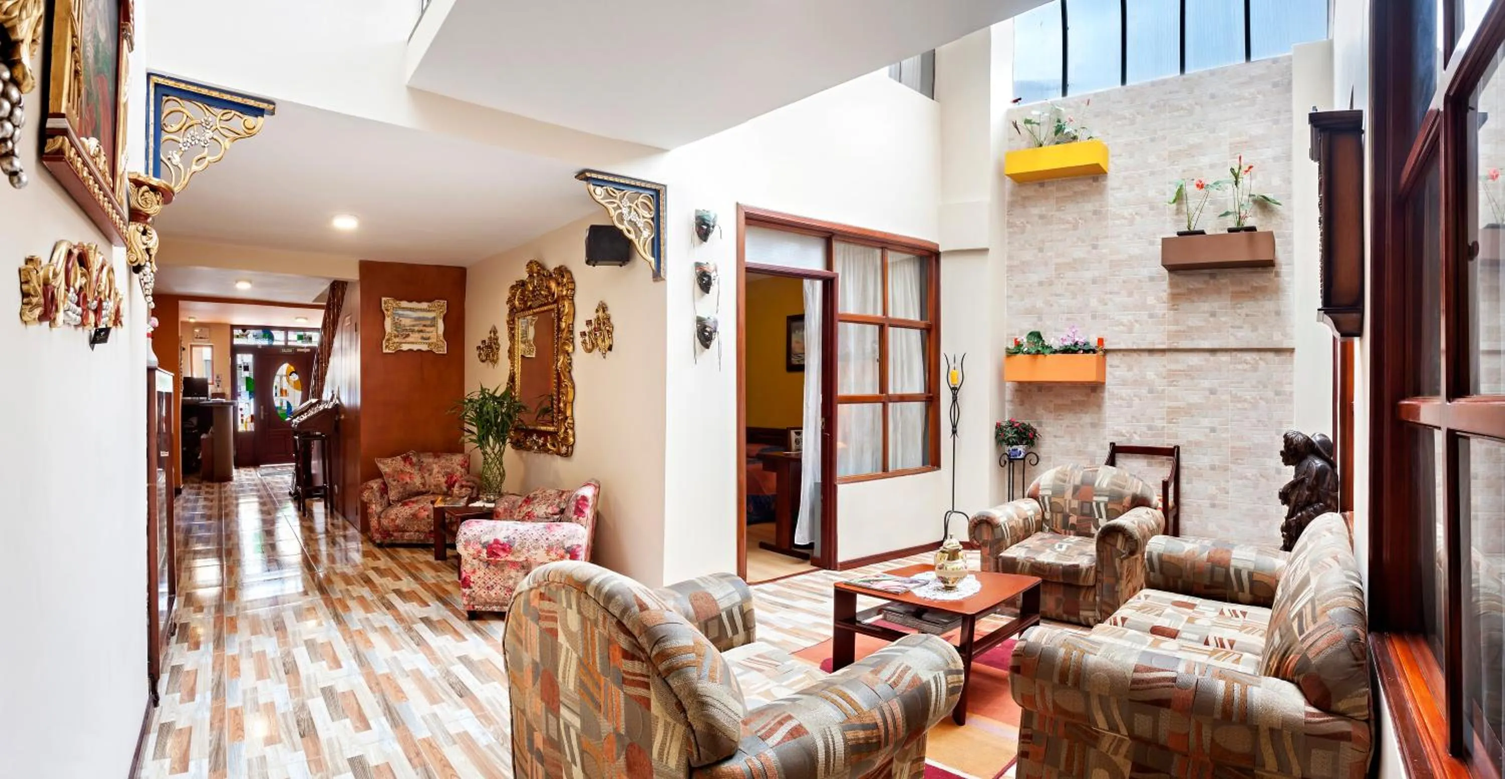 Patio in Hotel Francés La Maison