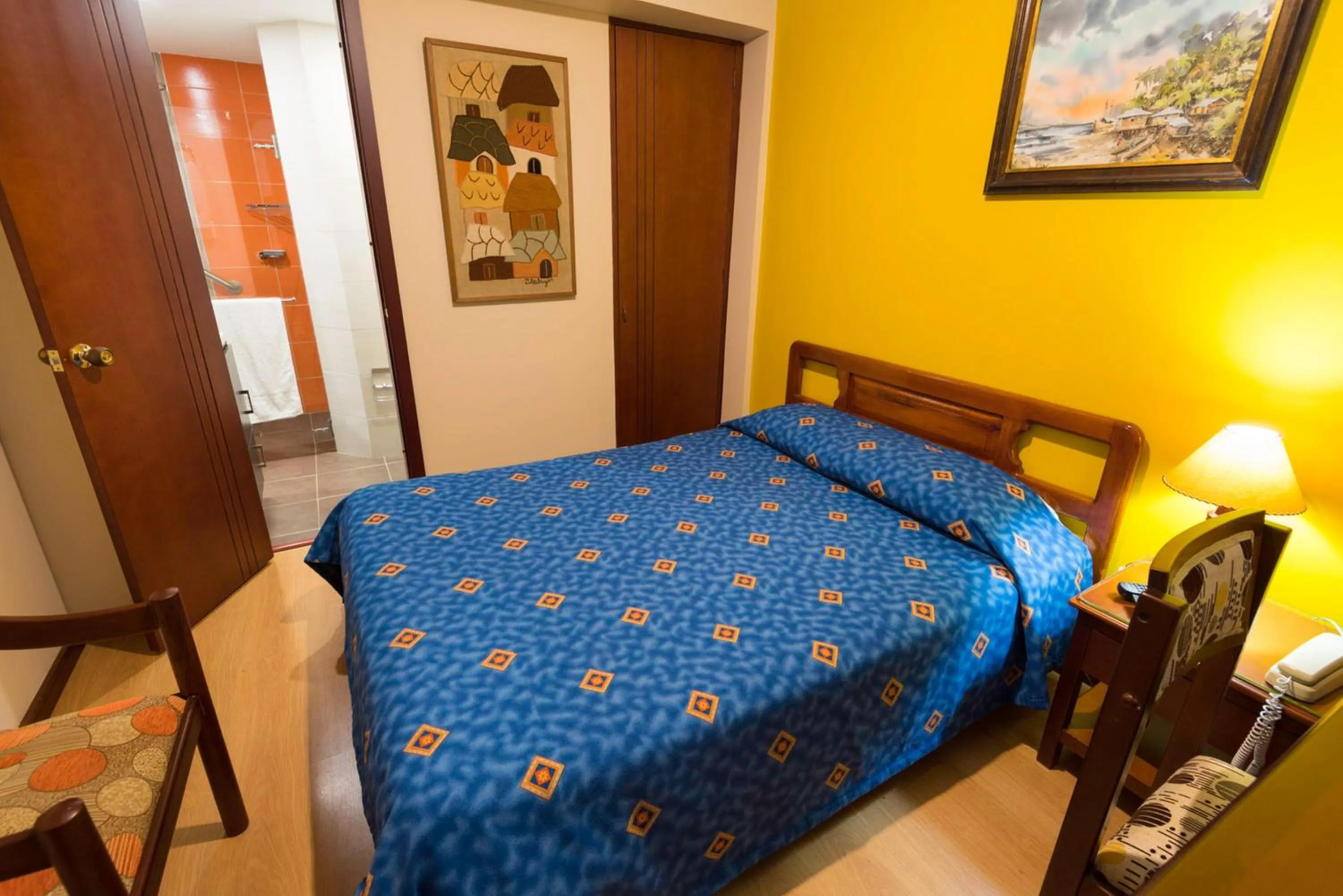 Photo of the whole room, Bed in Hotel Francés La Maison