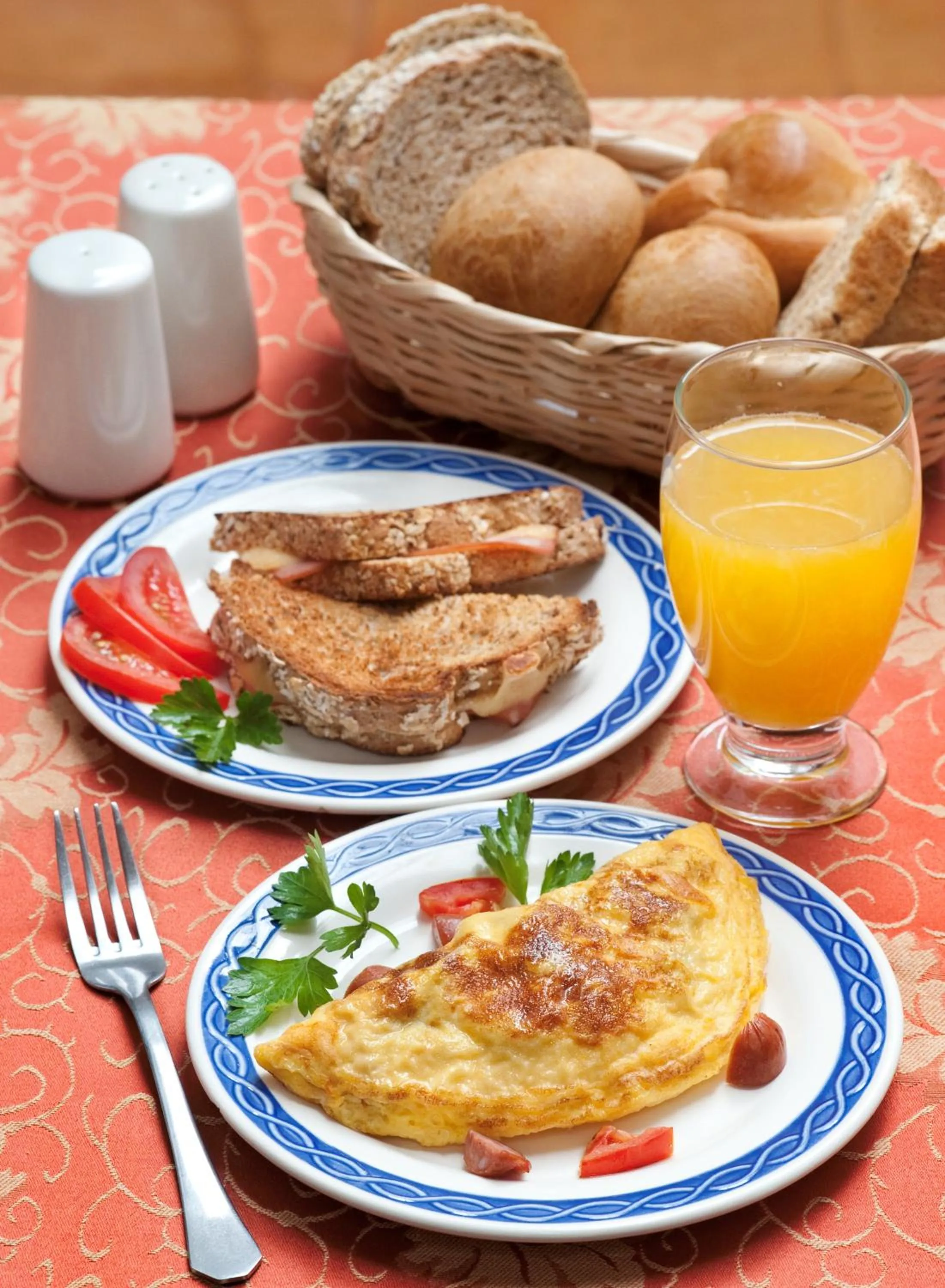 Restaurant/places to eat in Hotel Francés La Maison