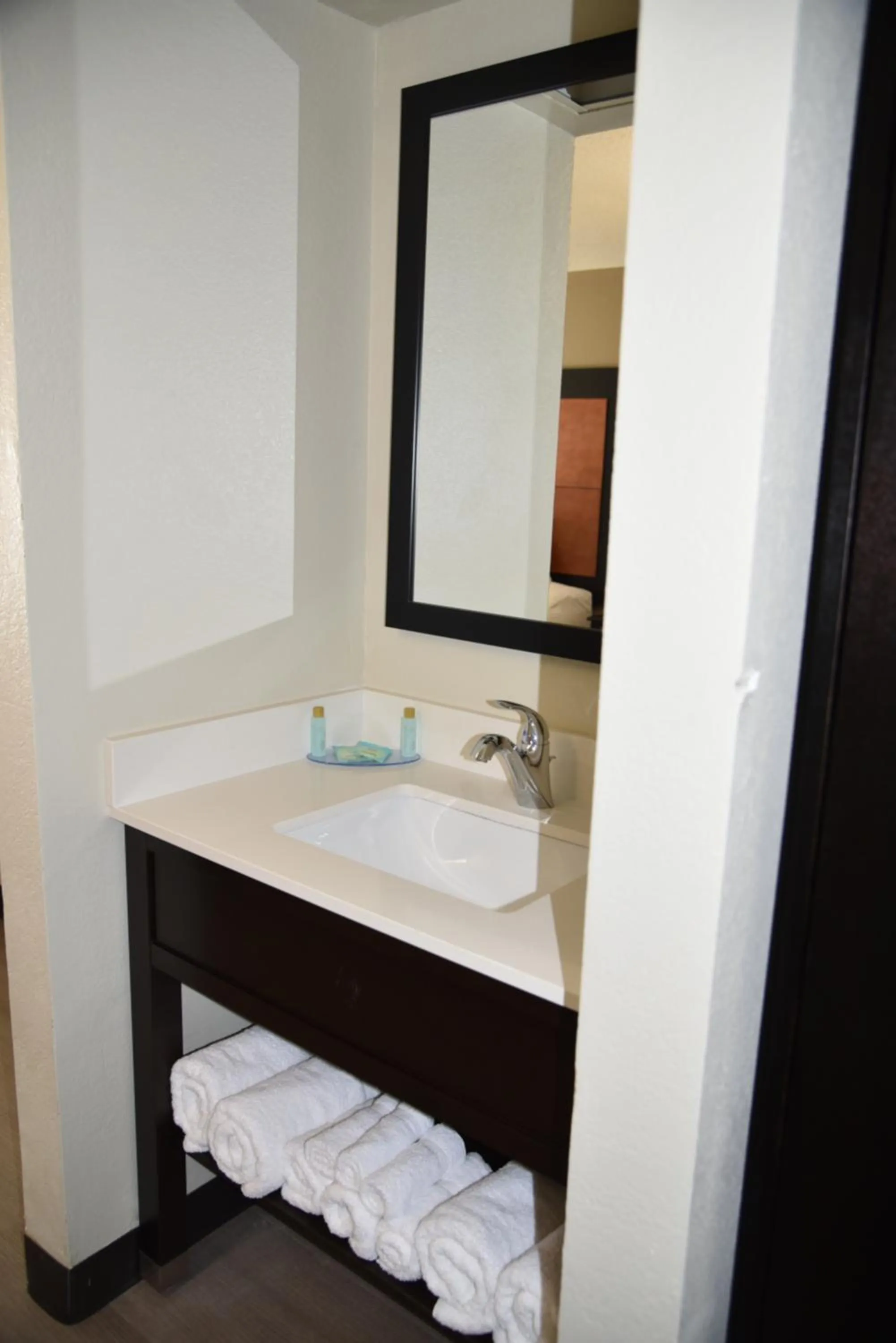 Bathroom in Quality Inn Pensacola North