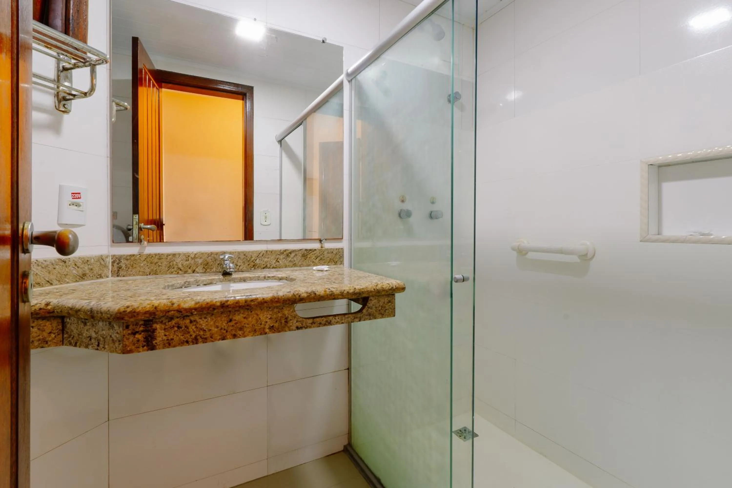 Bathroom in Rede Andrade Terra Brasil