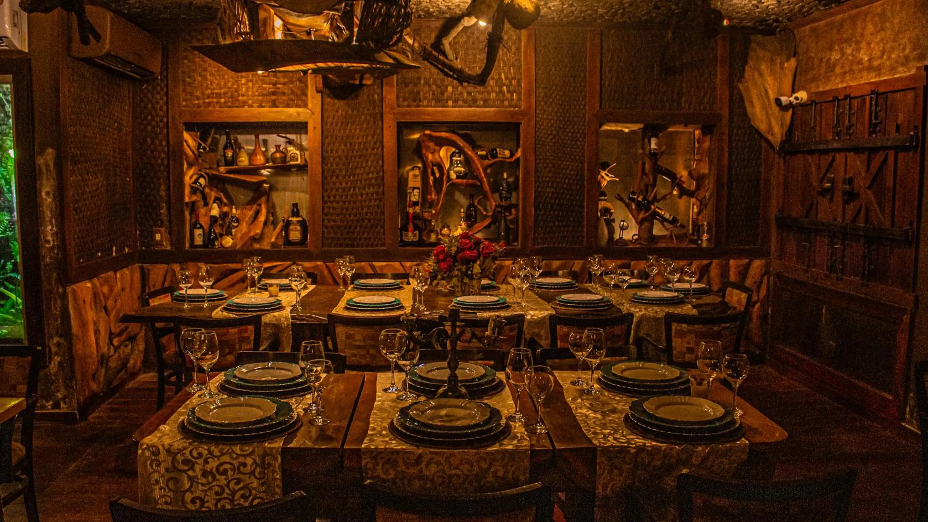 Restaurant/places to eat in Hotel Solar do Imperador