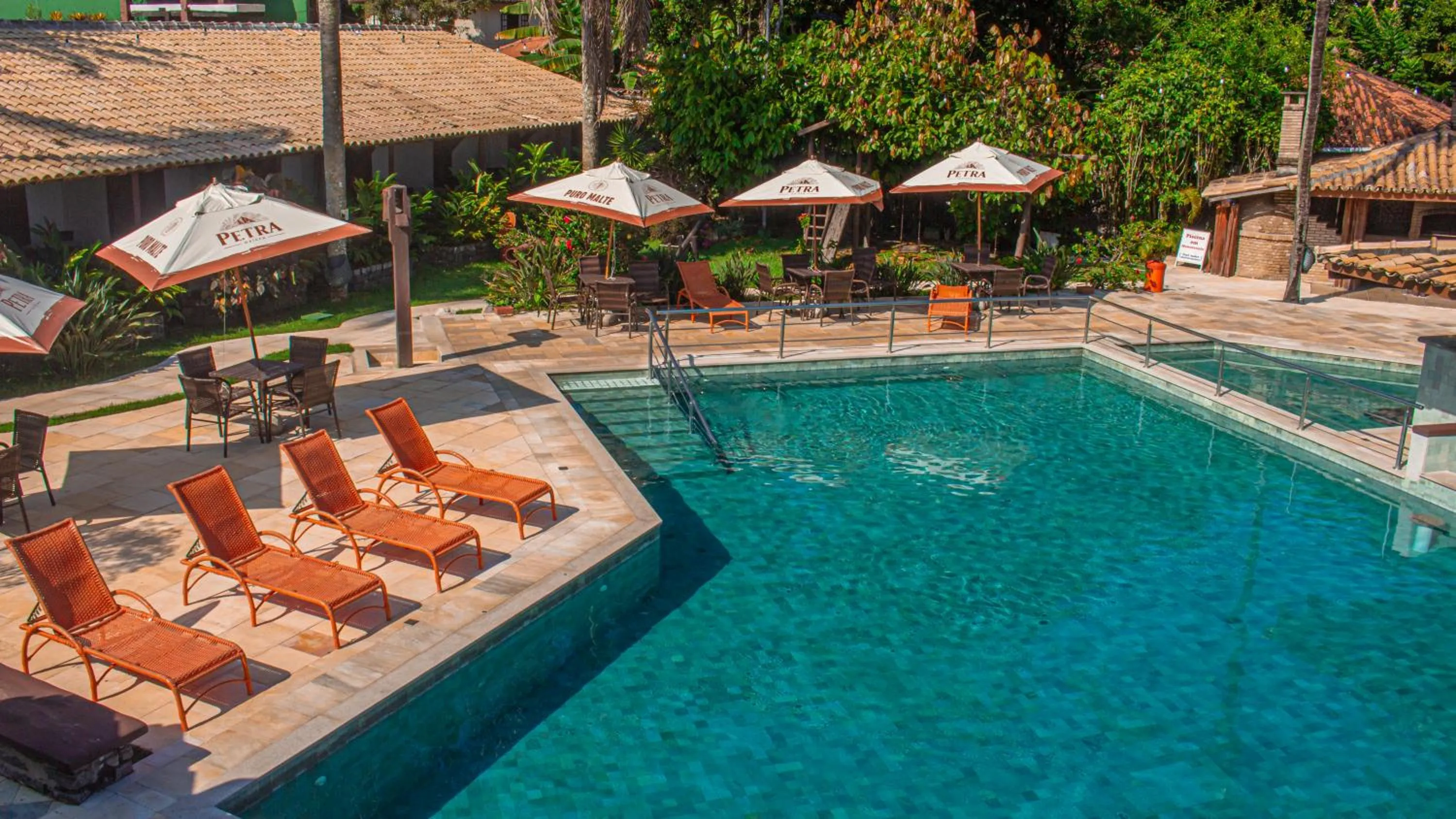 Swimming pool in Hotel Solar do Imperador