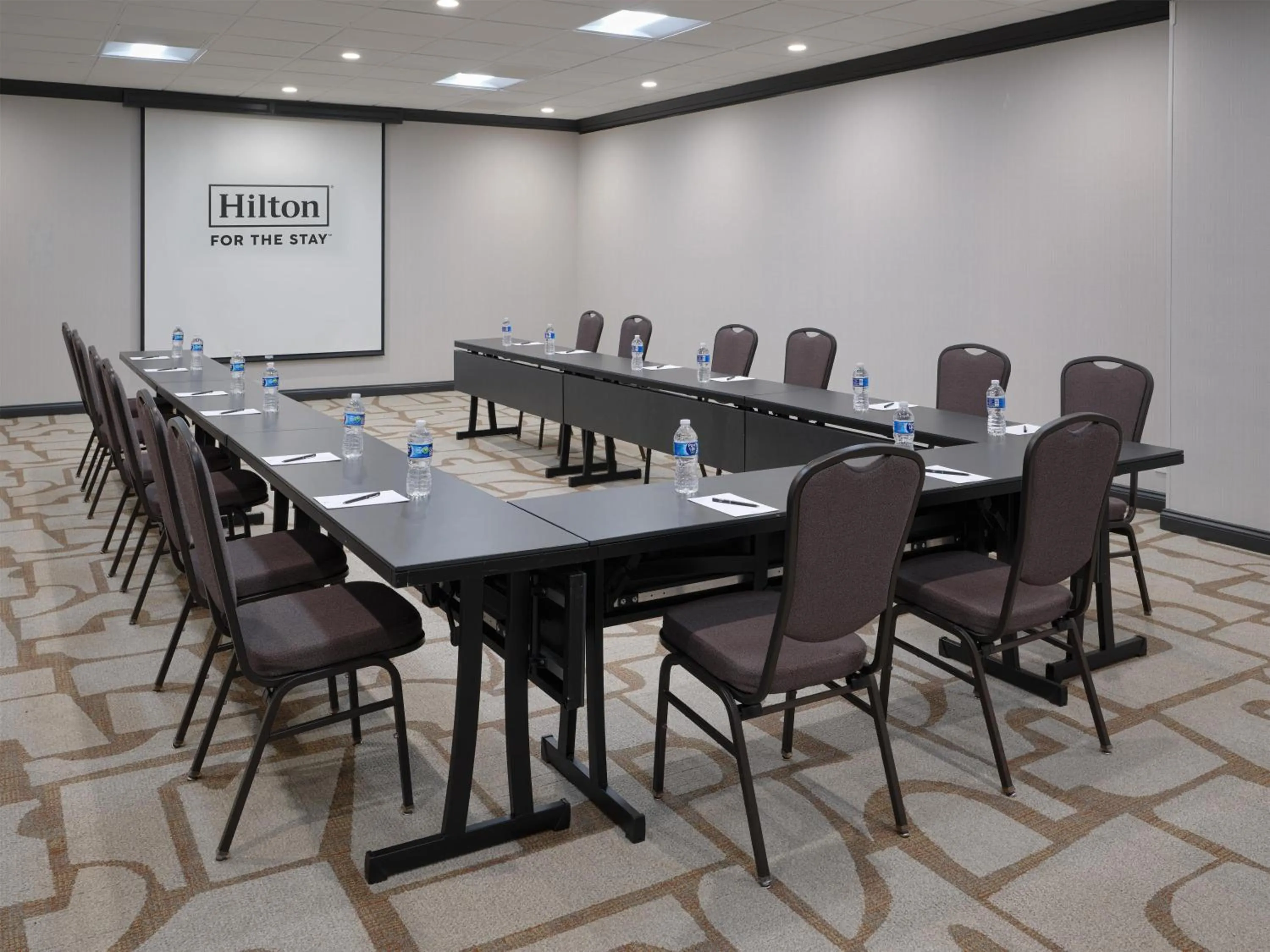 Meeting/conference room in Hilton Washington DC/Rockville Hotel & Executive Meeting Center