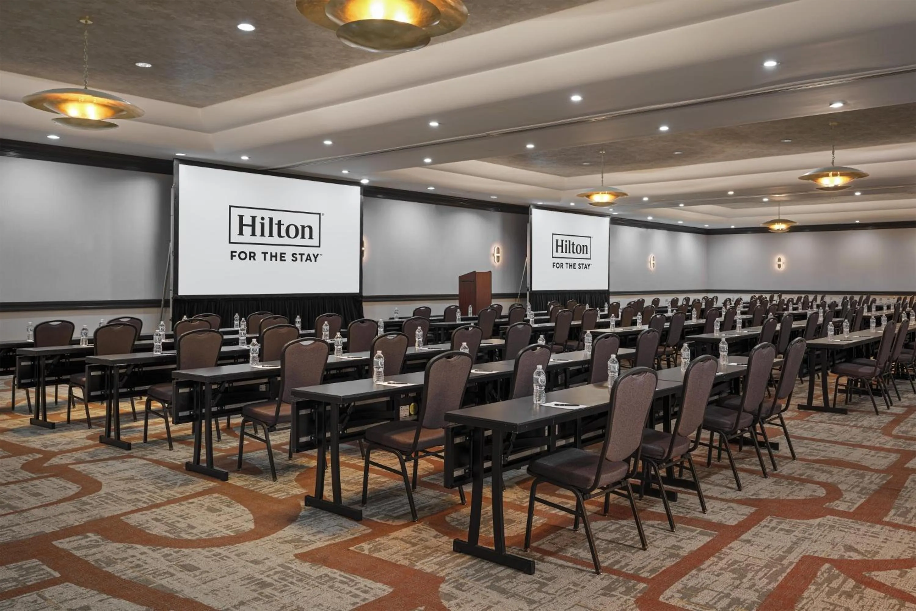 Meeting/conference room in Hilton Washington DC/Rockville Hotel & Executive Meeting Center