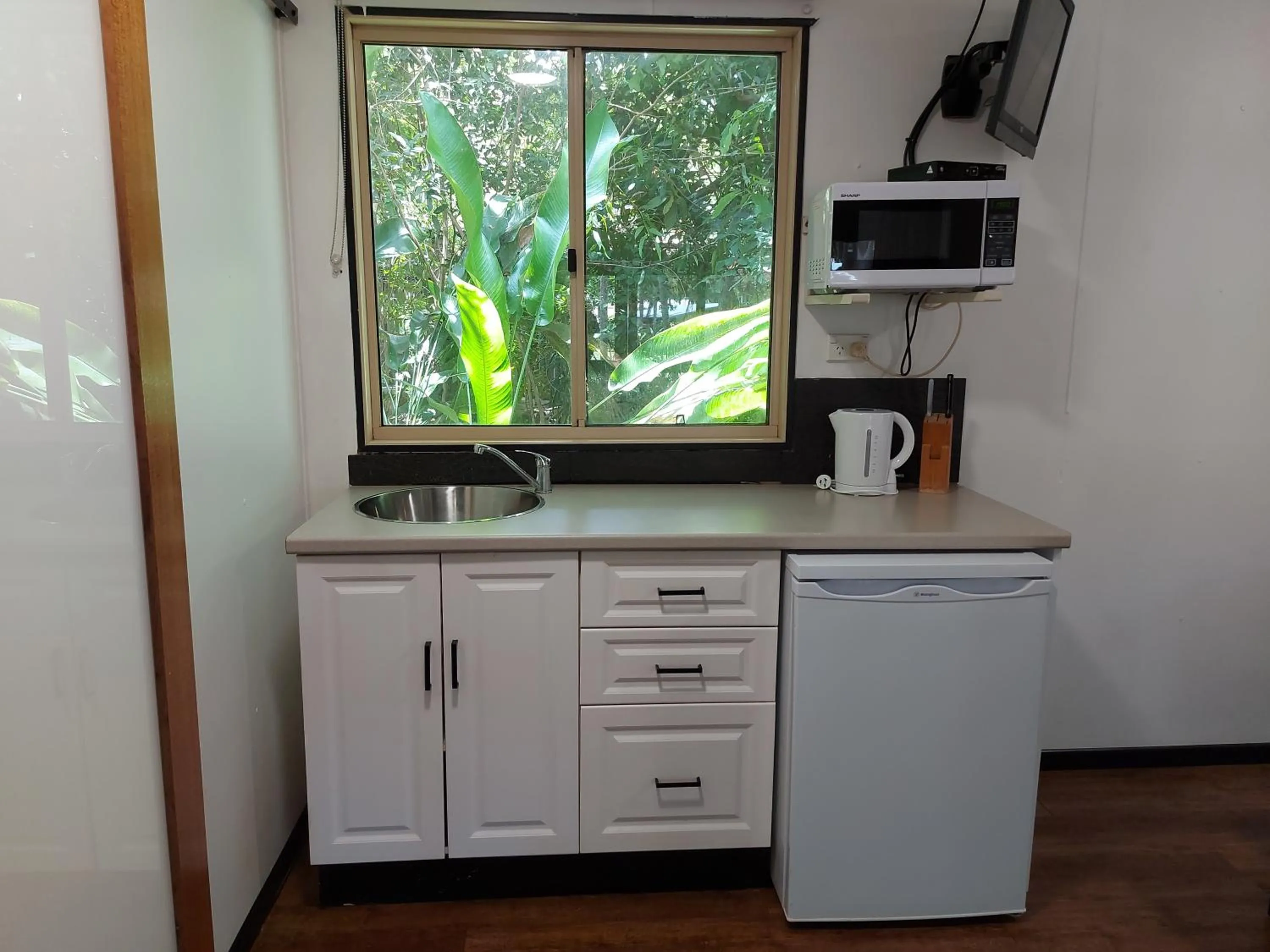 Coffee/tea facilities in Litchfield Tourist Park