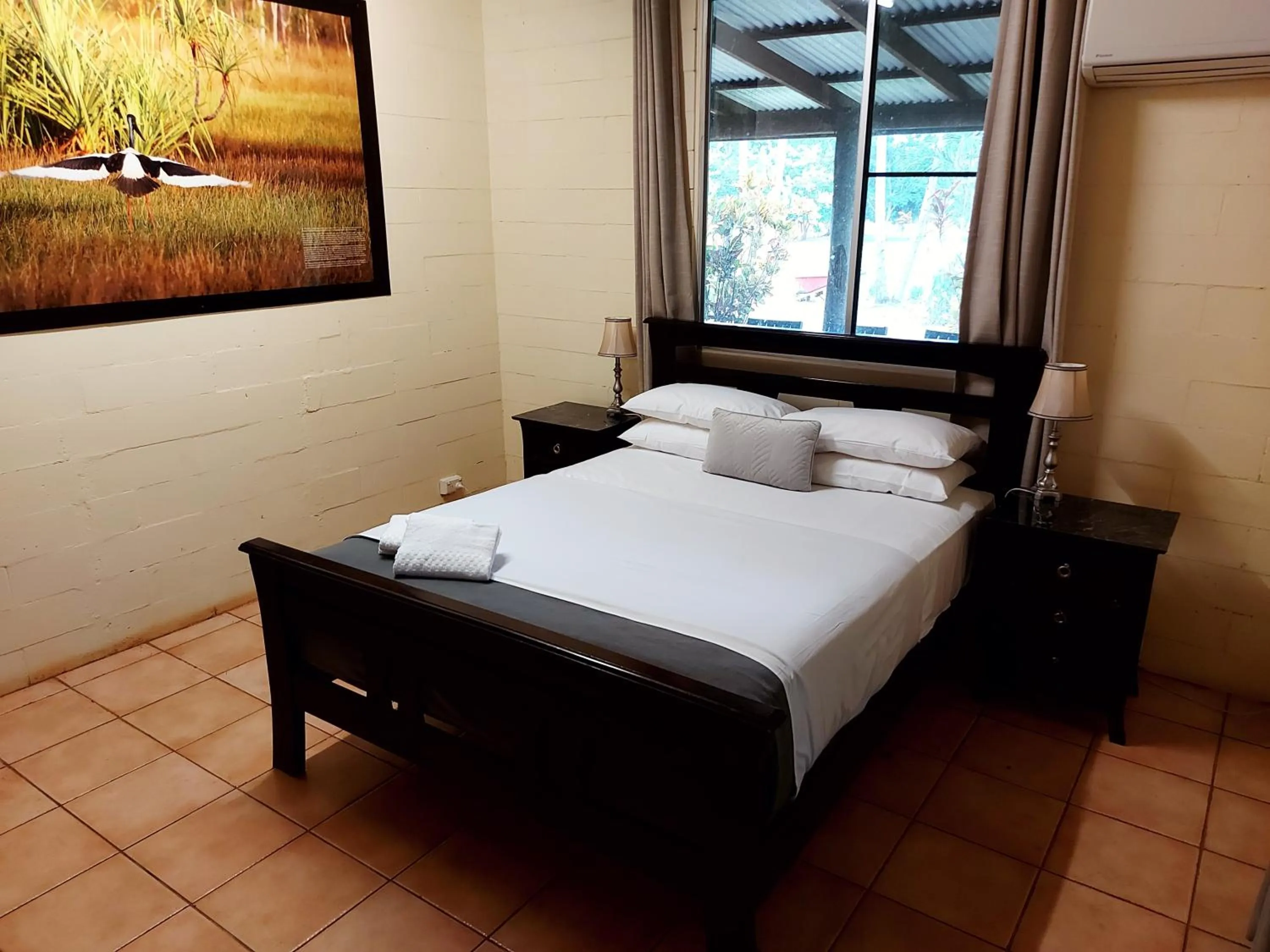 Bedroom, Bed in Litchfield Tourist Park