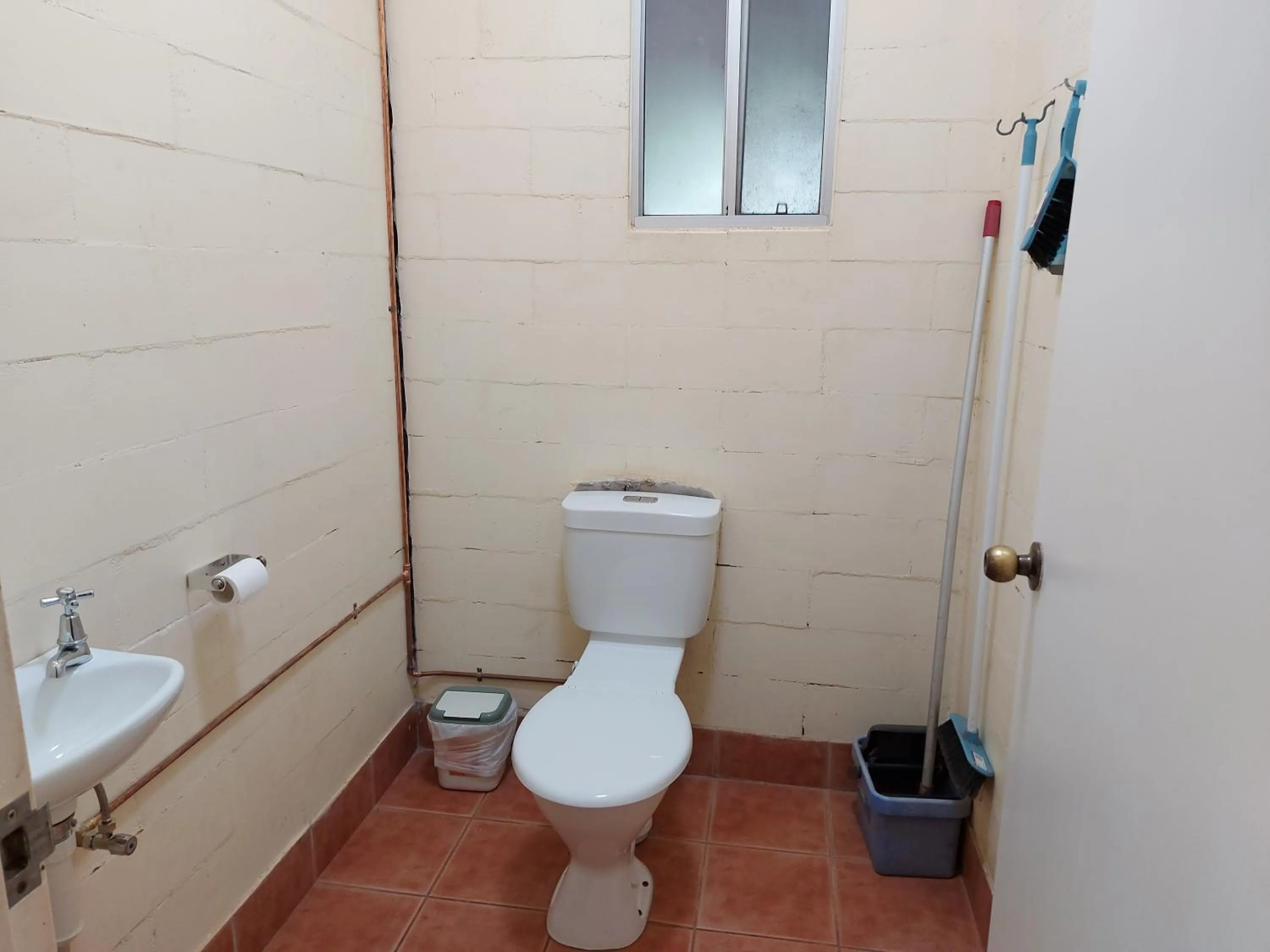 Toilet in Litchfield Tourist Park