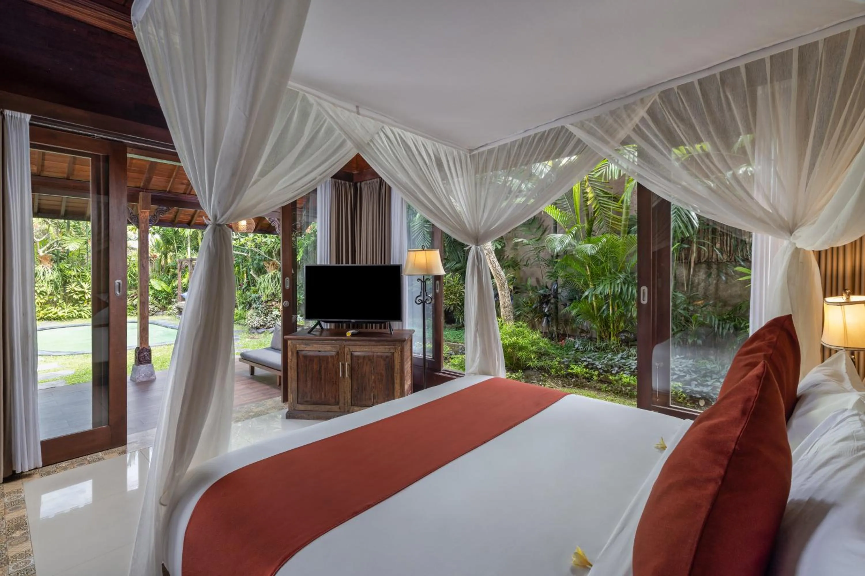 Bedroom, Bed in Candy Villa by GenuineHost