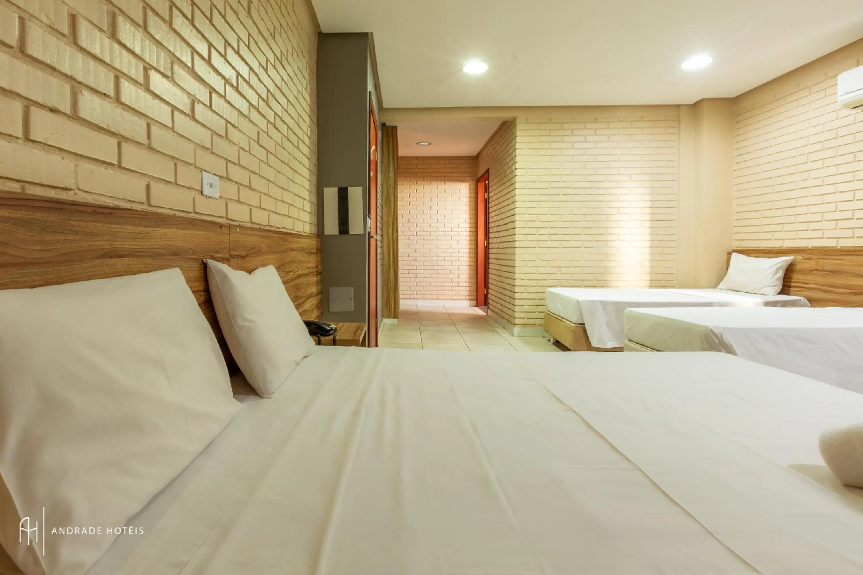 Bedroom, Bed in Rede Andrade Goiania Centro