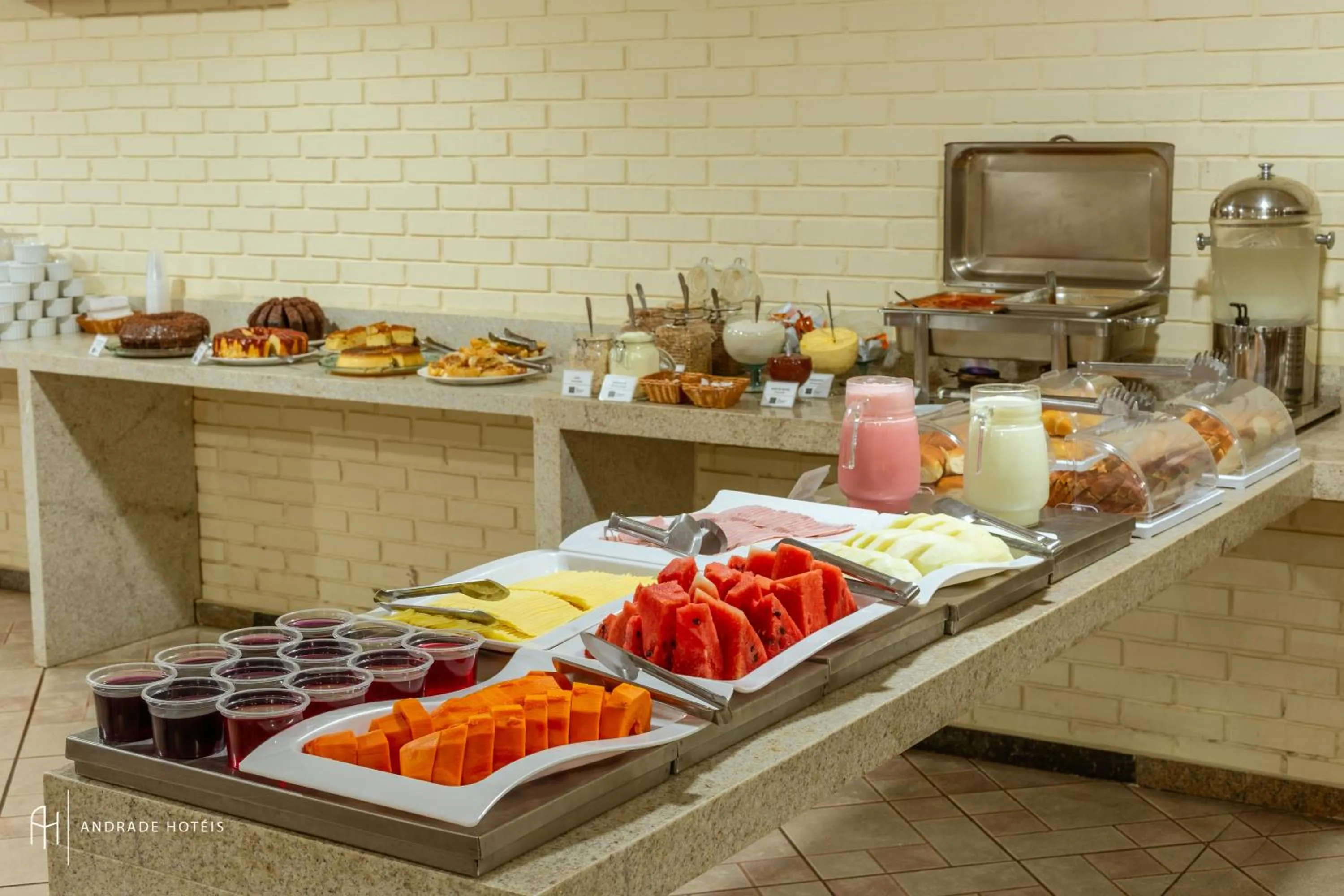 Breakfast in Rede Andrade Goiania Centro