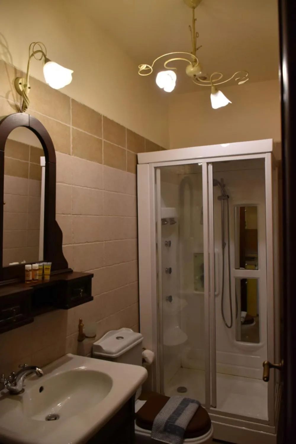 Bathroom in Odos Oneiron Boutique Hotel