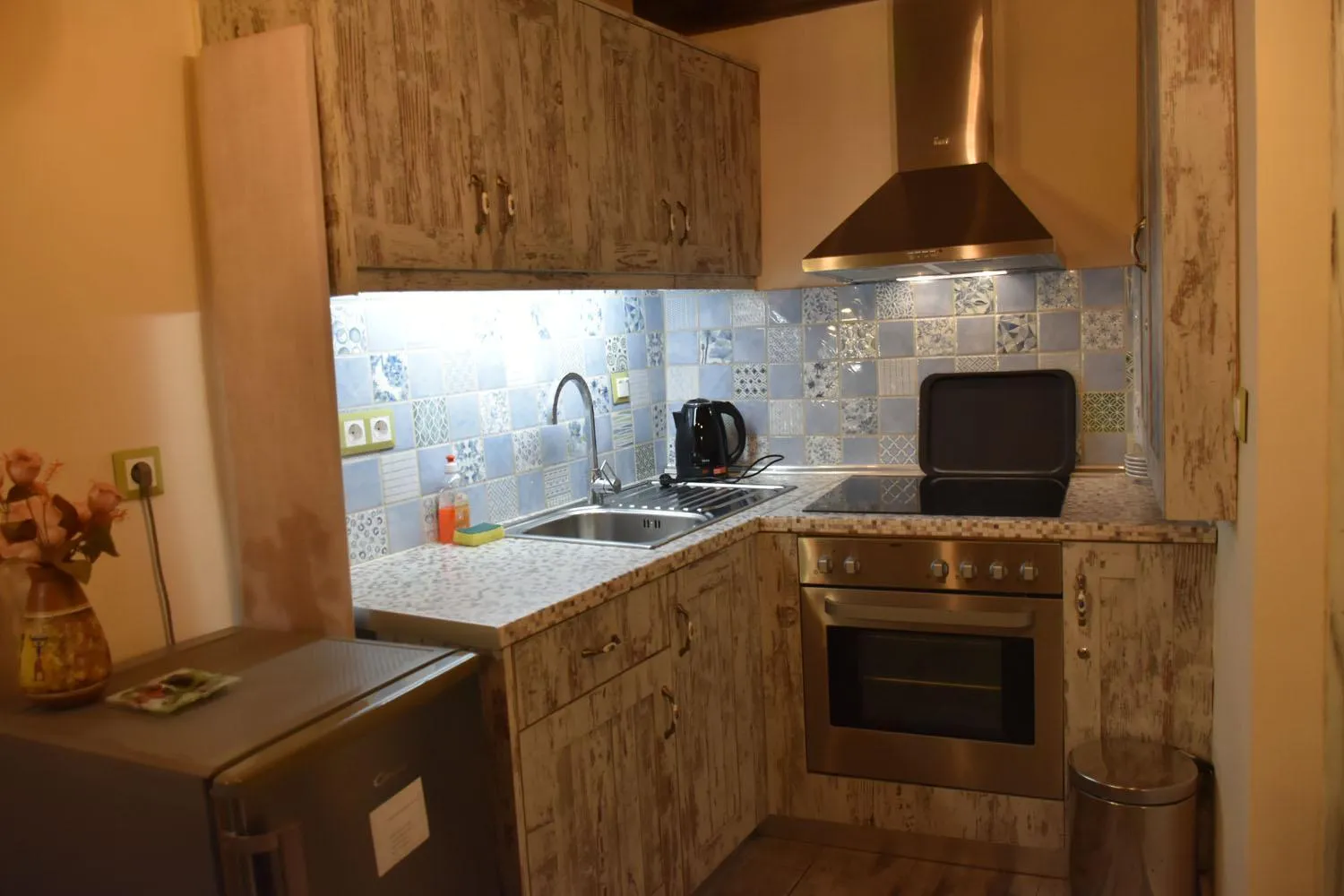 Kitchen or kitchenette in Odos Oneiron Boutique Hotel