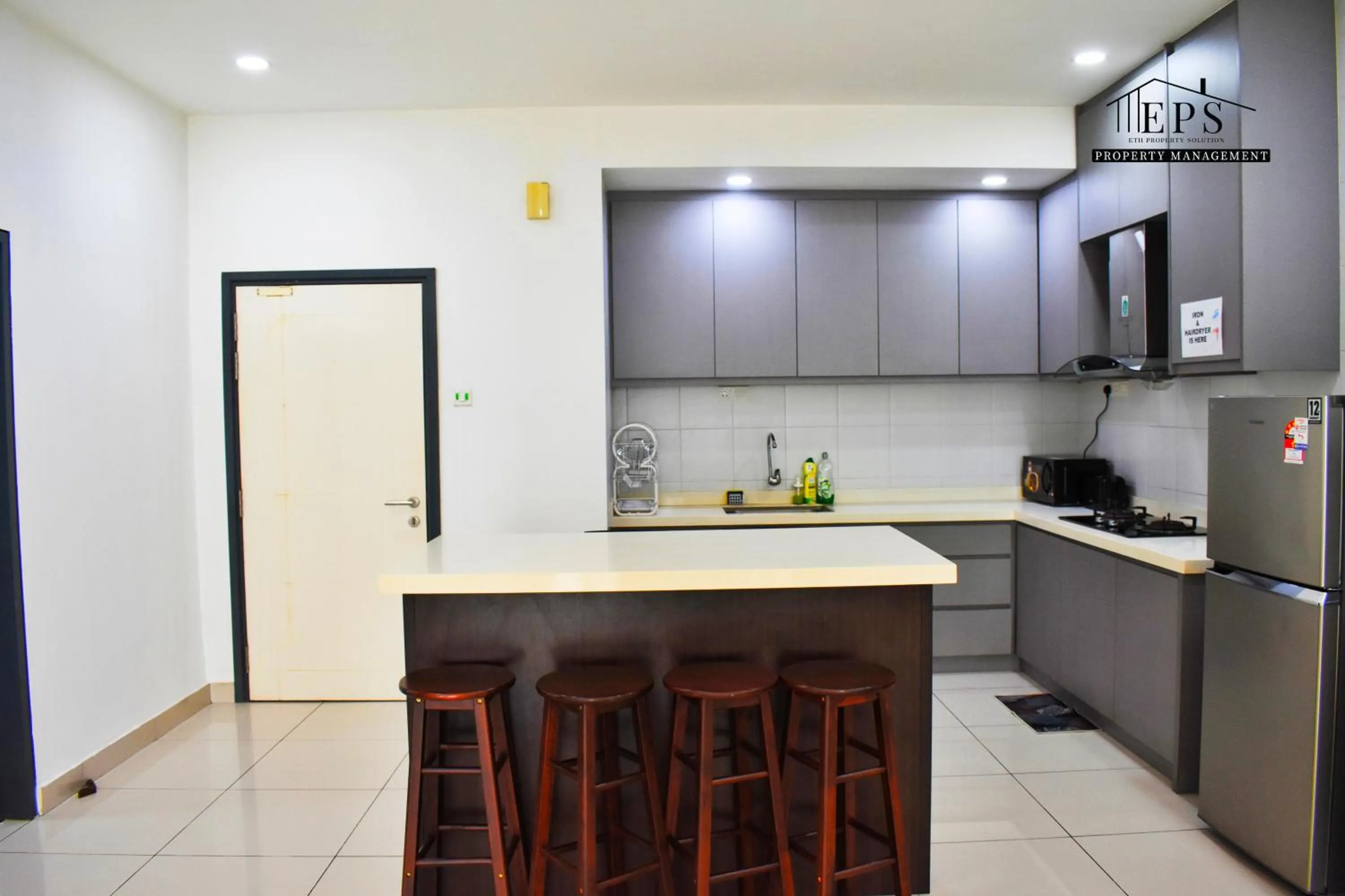 Damen Subang by Widebed