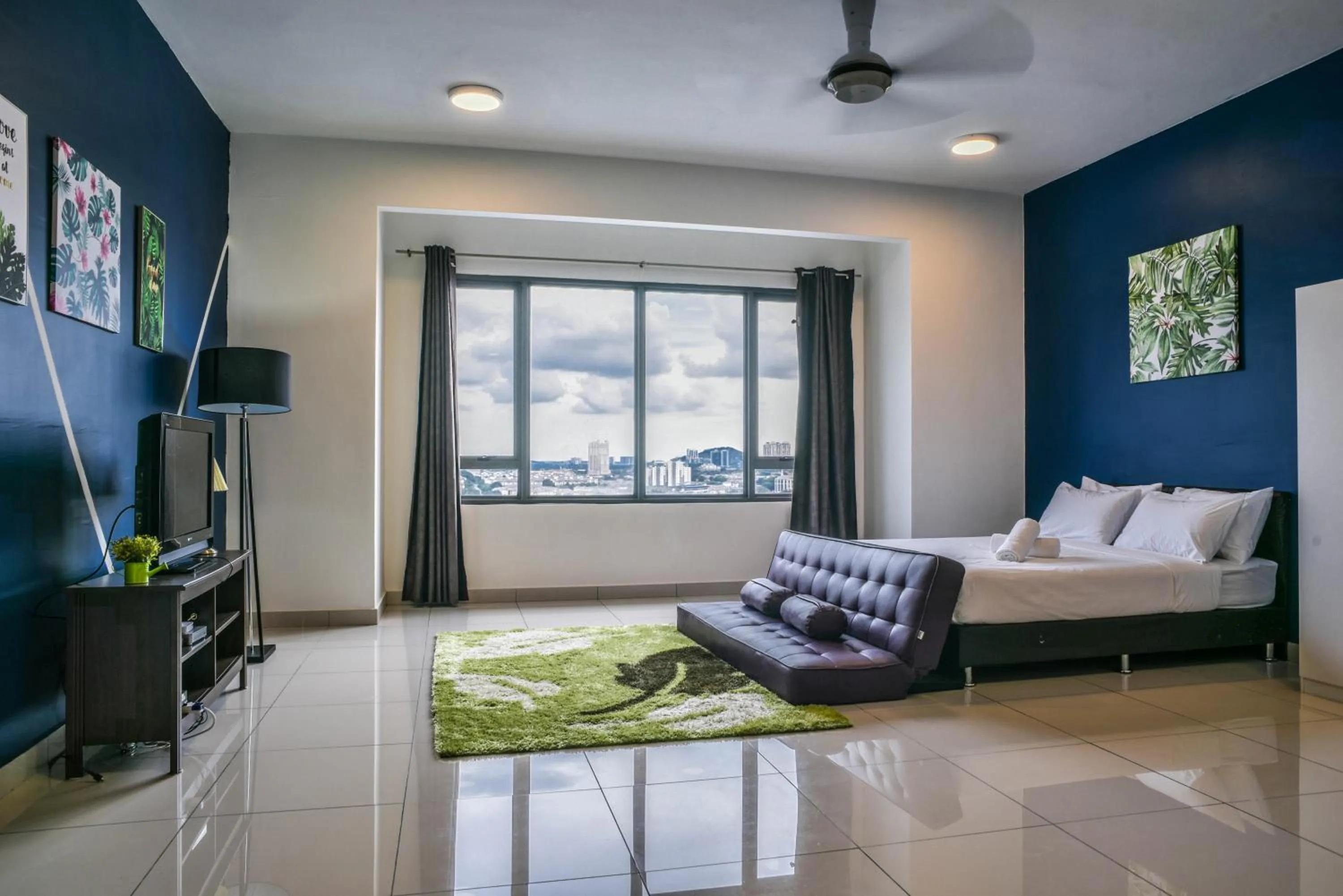 Damen Subang by Widebed