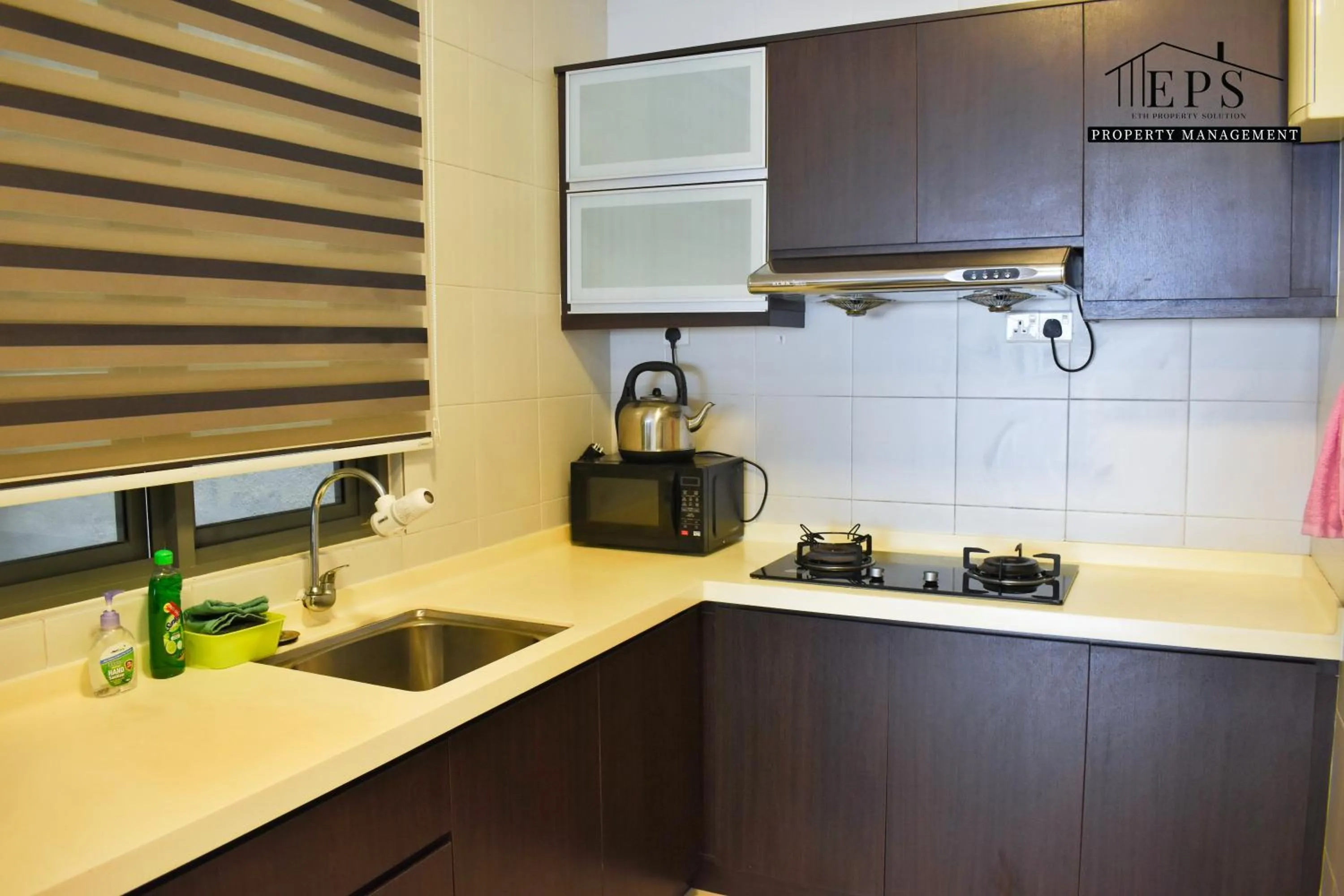 Damen Subang by Widebed