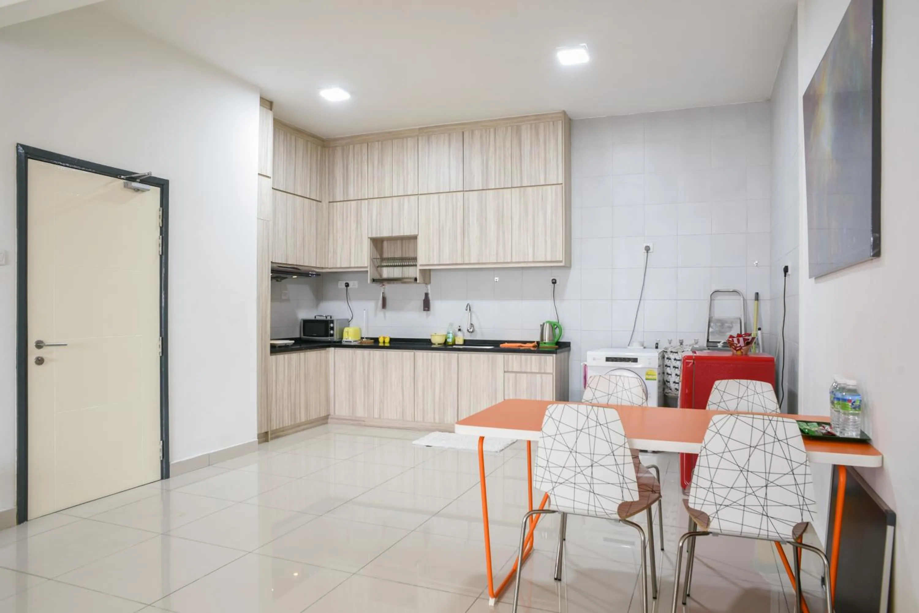 Damen Subang by Widebed