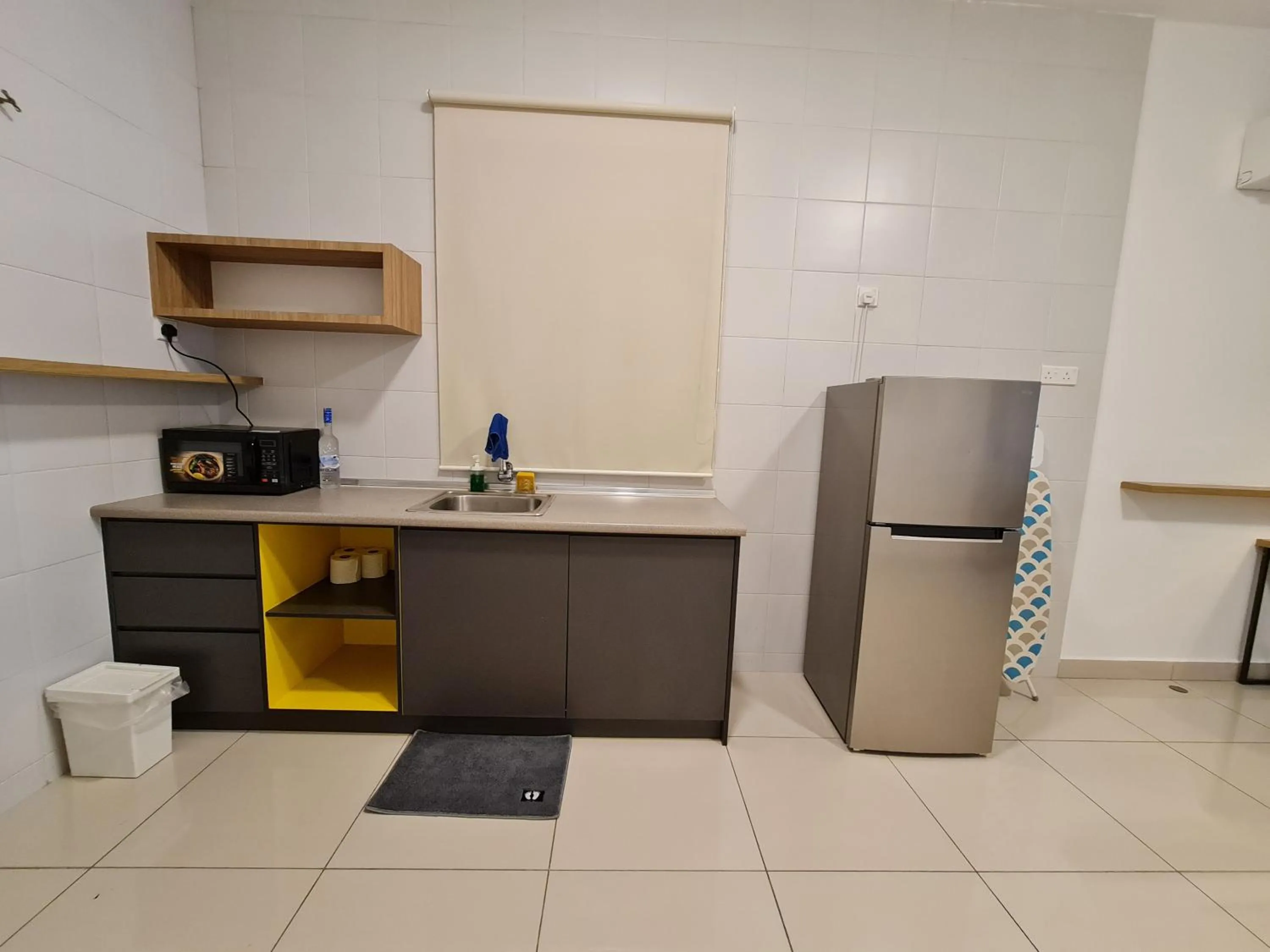 Damen Subang by Widebed