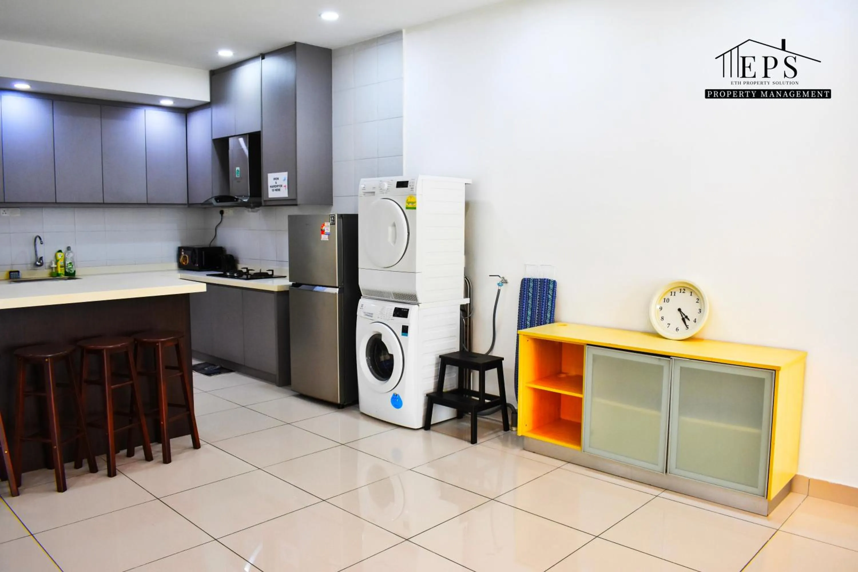 Damen Subang by Widebed