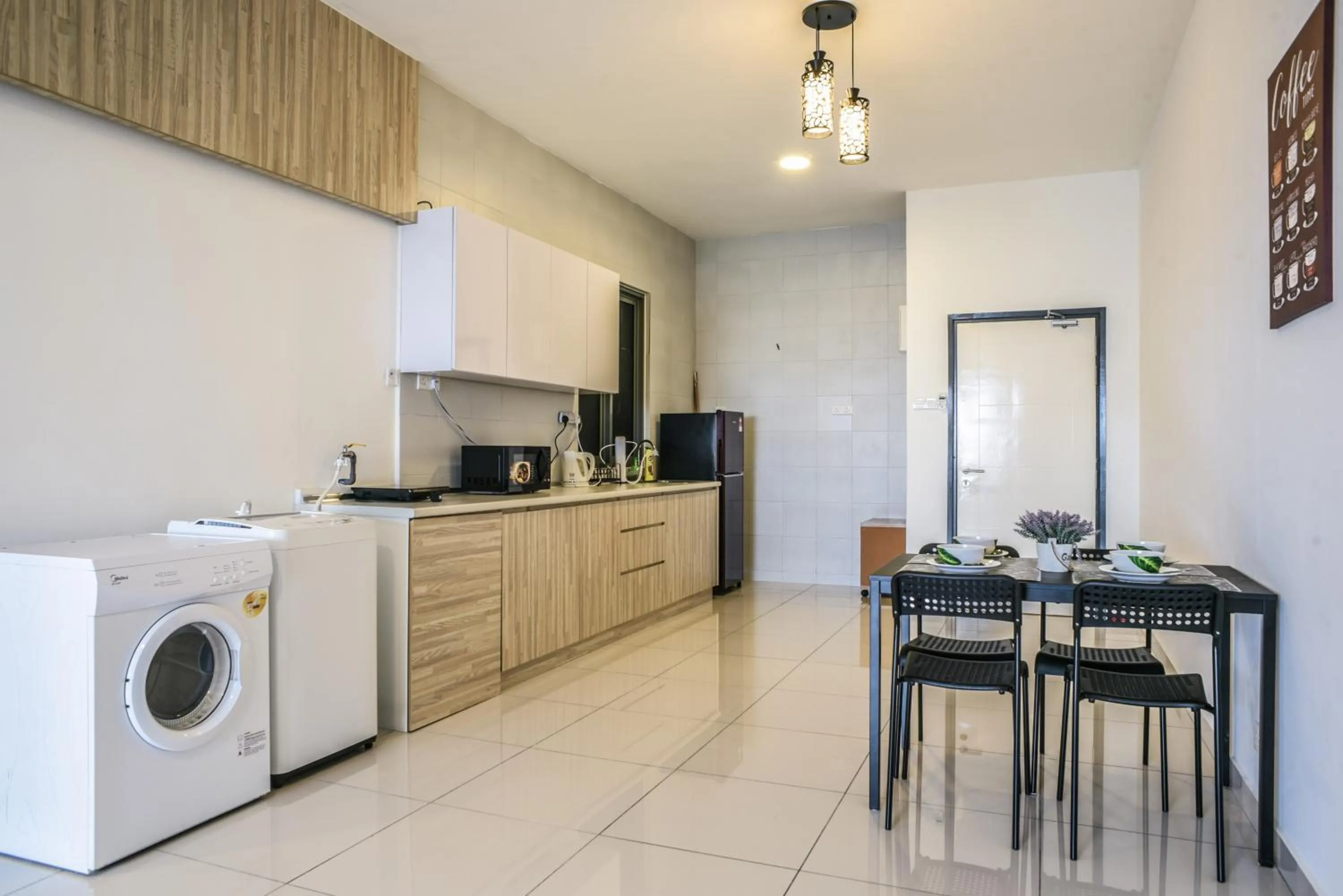 Damen Subang by Widebed