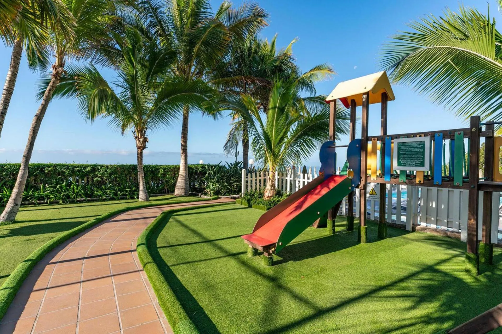 children in Servatur Altamar