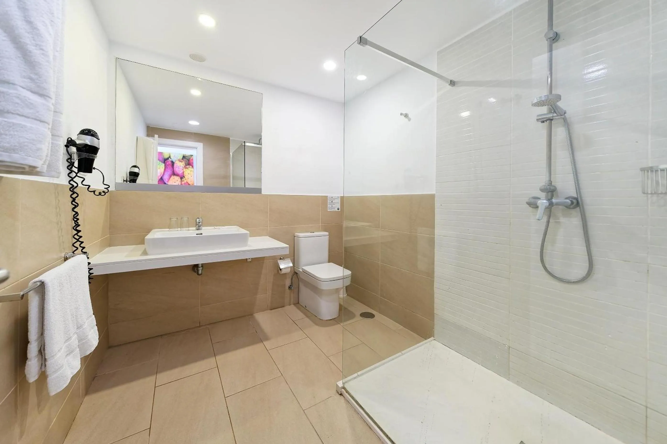 Bathroom in Servatur Altamar