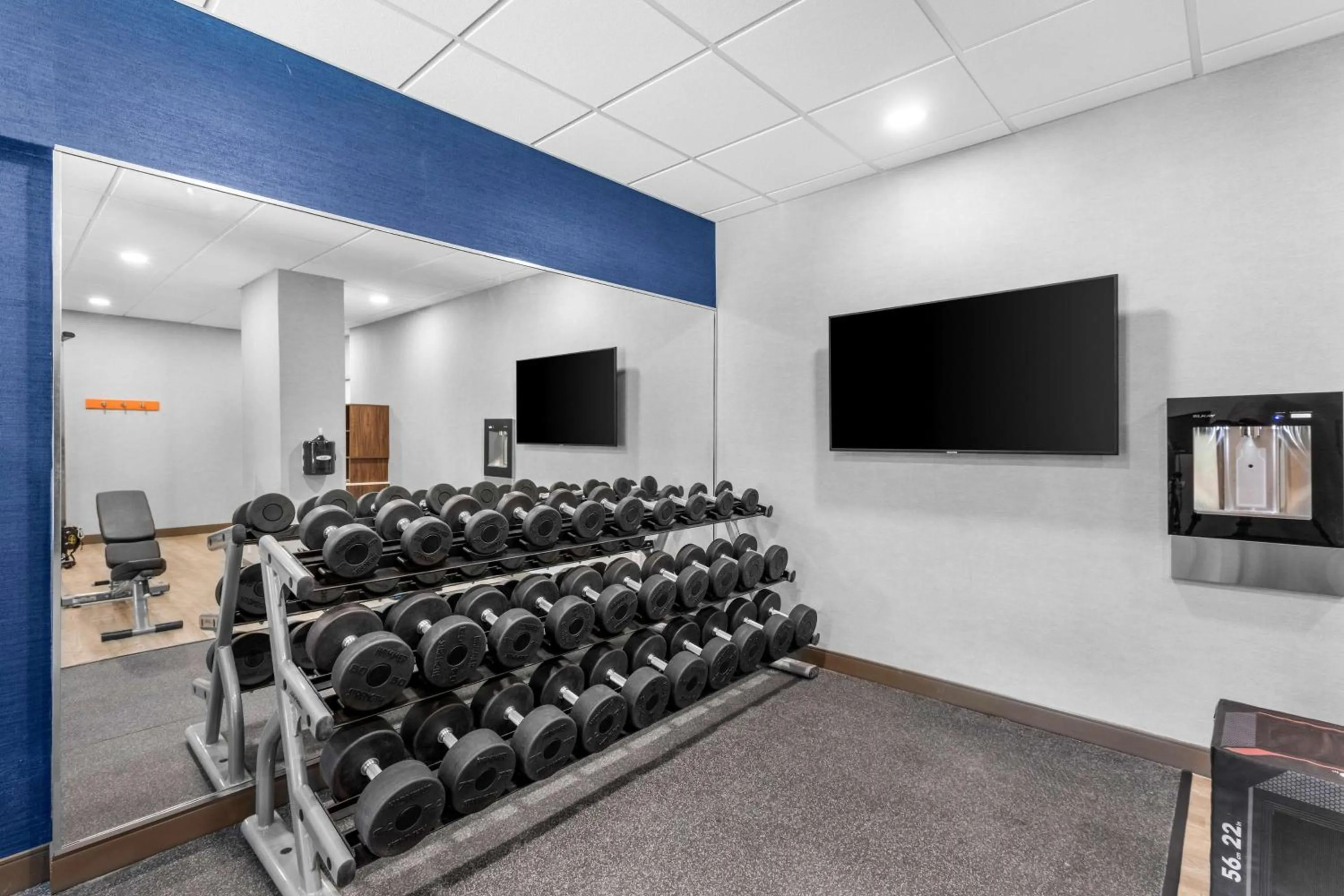 Fitness centre/facilities in Hampton Inn Knoxville-Airport