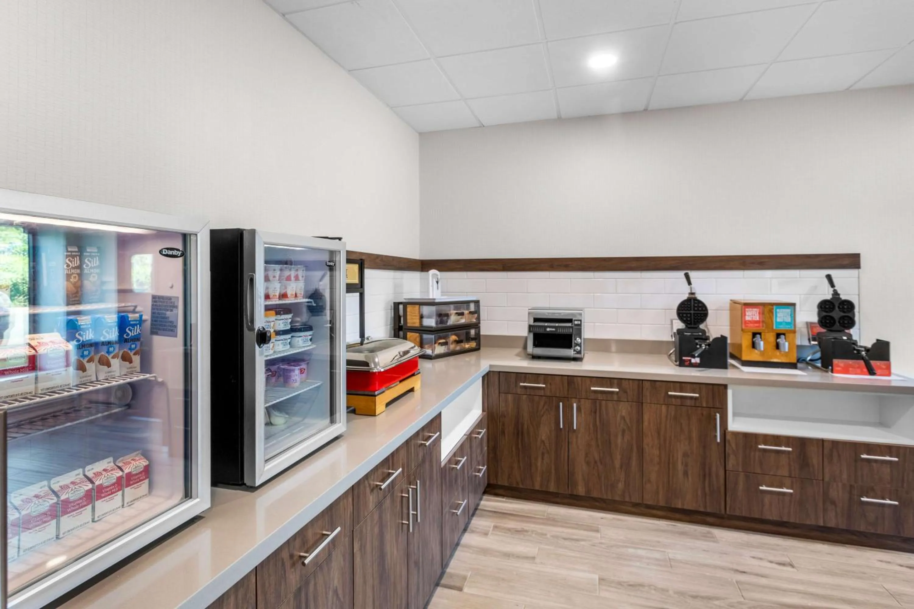 Breakfast in Hampton Inn Knoxville-Airport