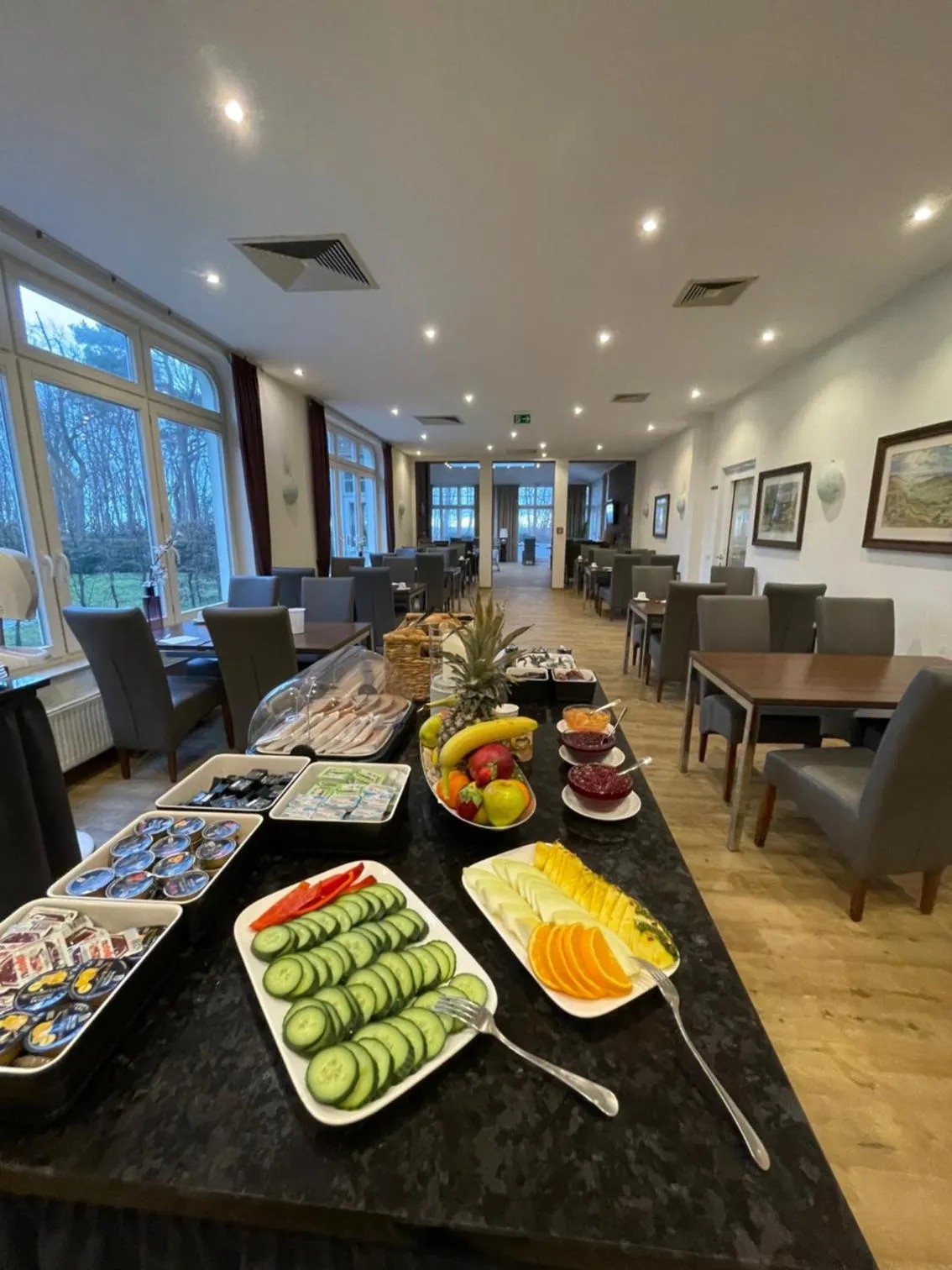 Restaurant/places to eat in Strandresidenz Villa Verdi