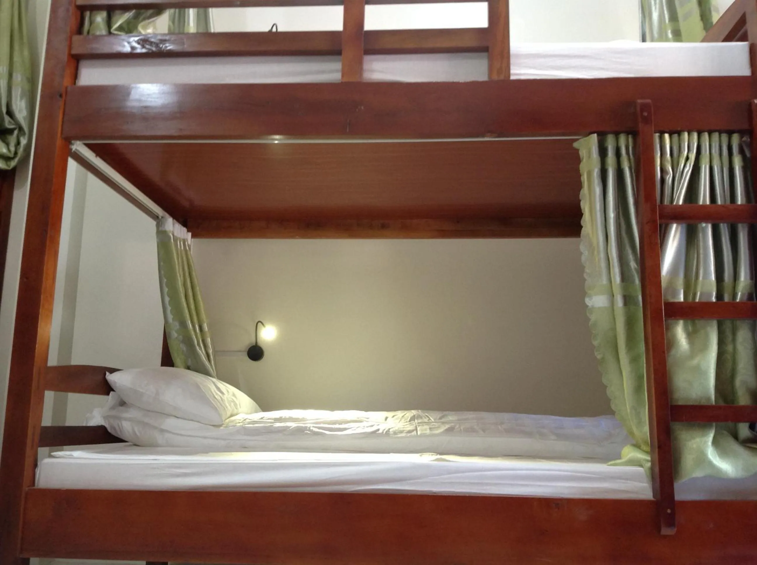 Bed in Ha Giang 1 Hostel and Loop Tour