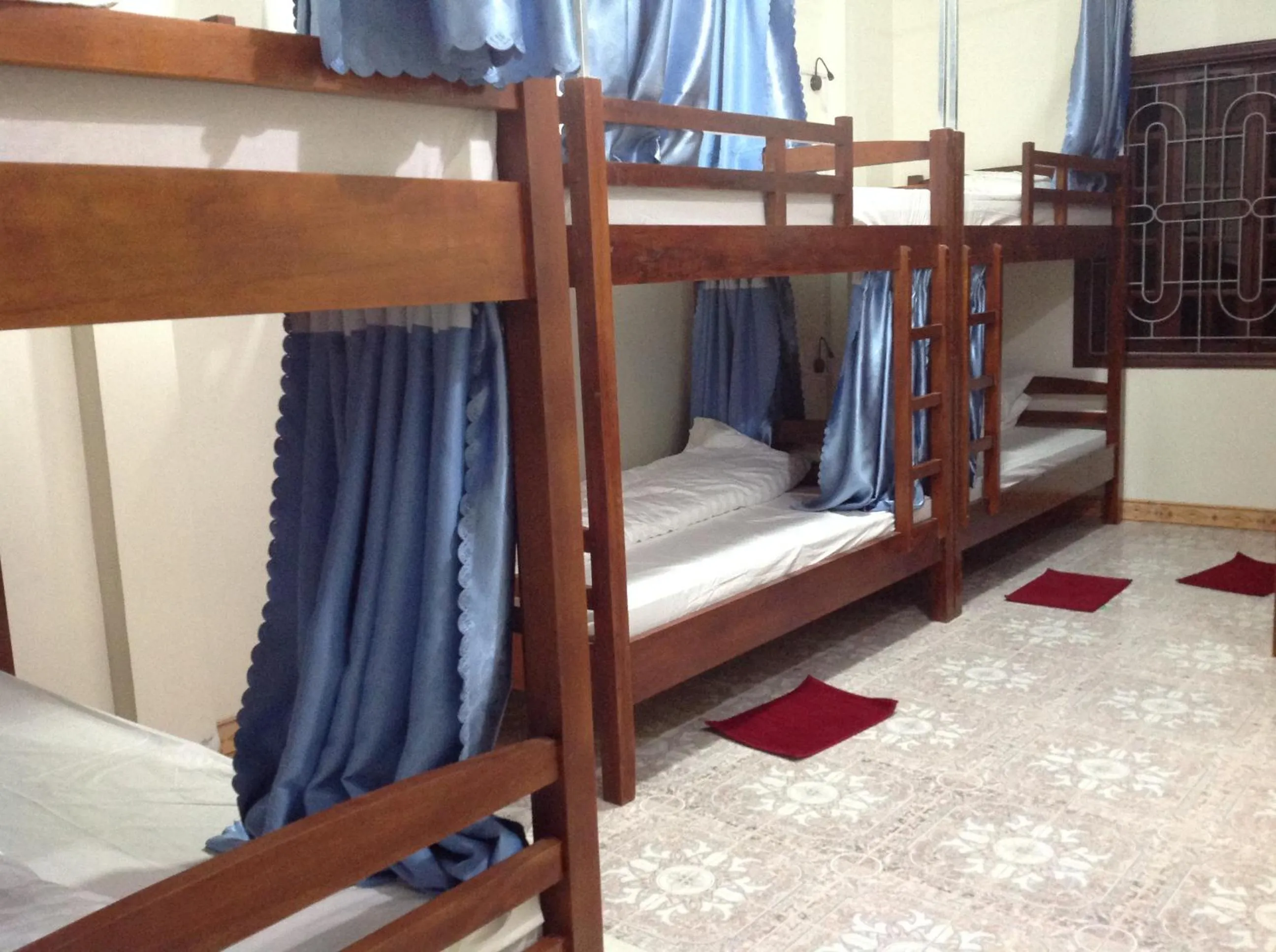 Bed in Ha Giang 1 Hostel and Loop Tour