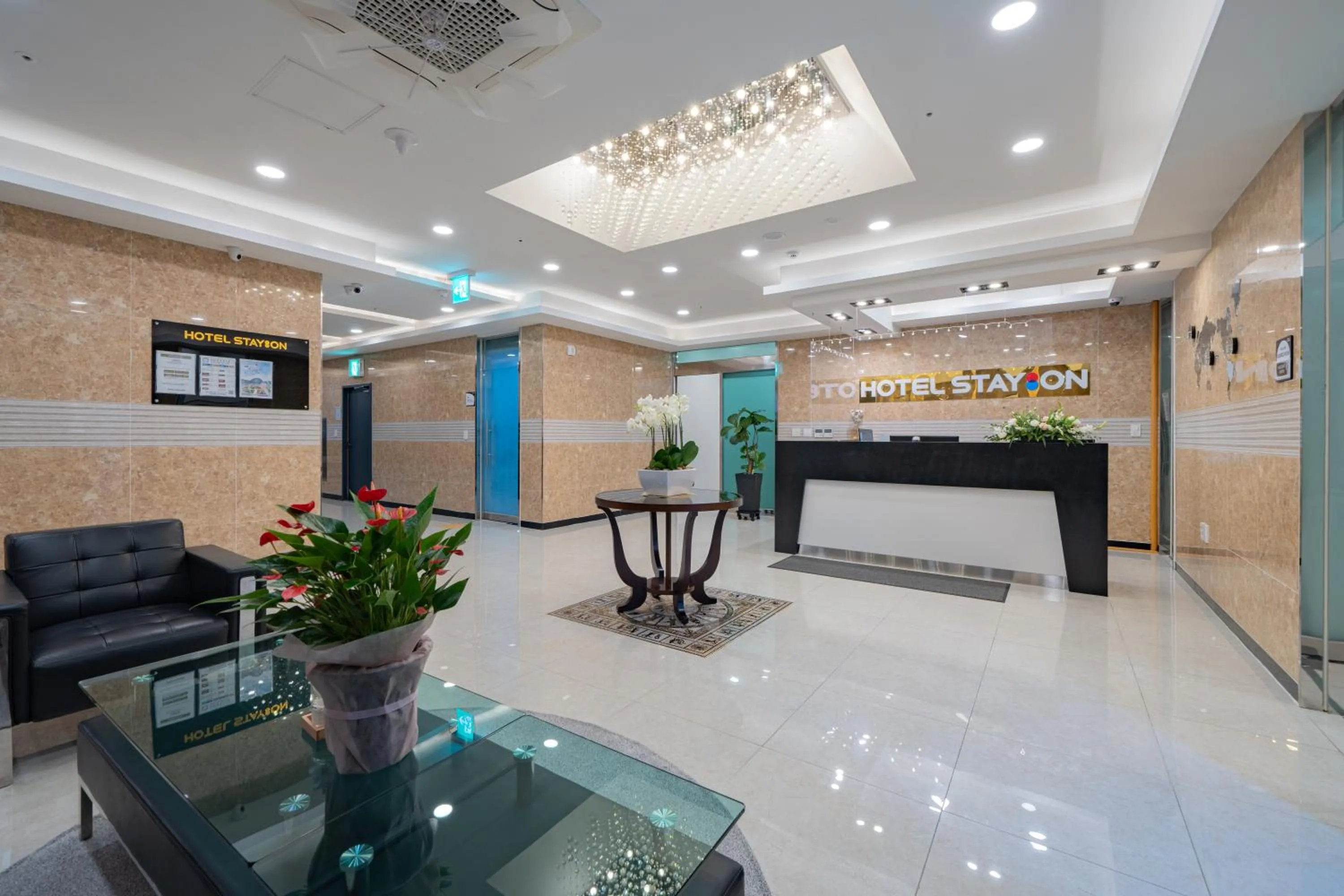 Lobby or reception in Hotel Stayon