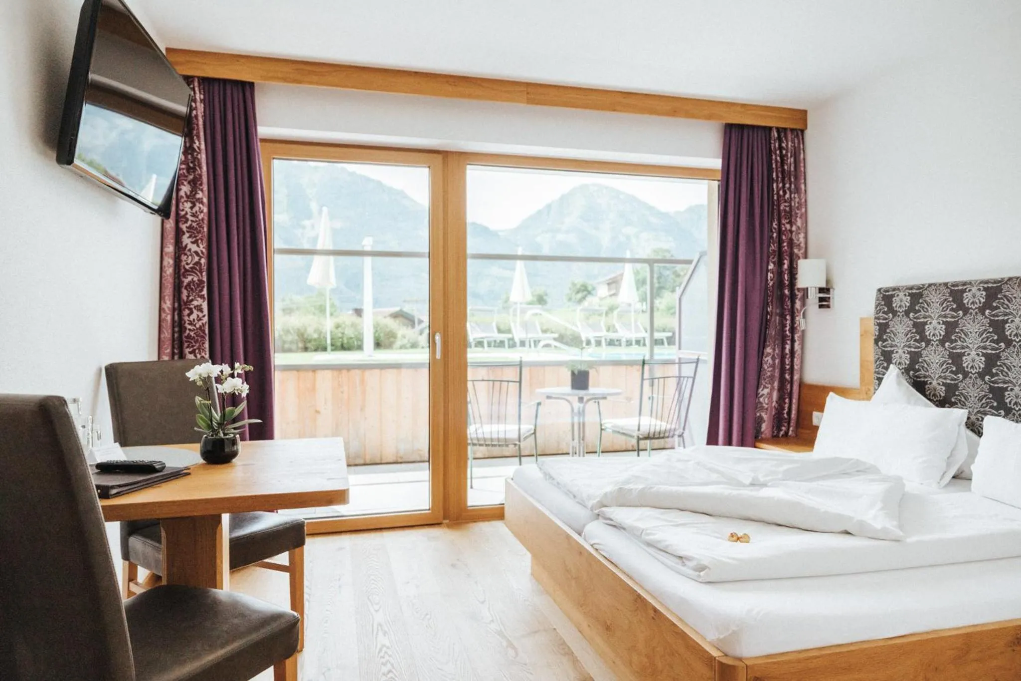 Bed in Hotel Silberfux