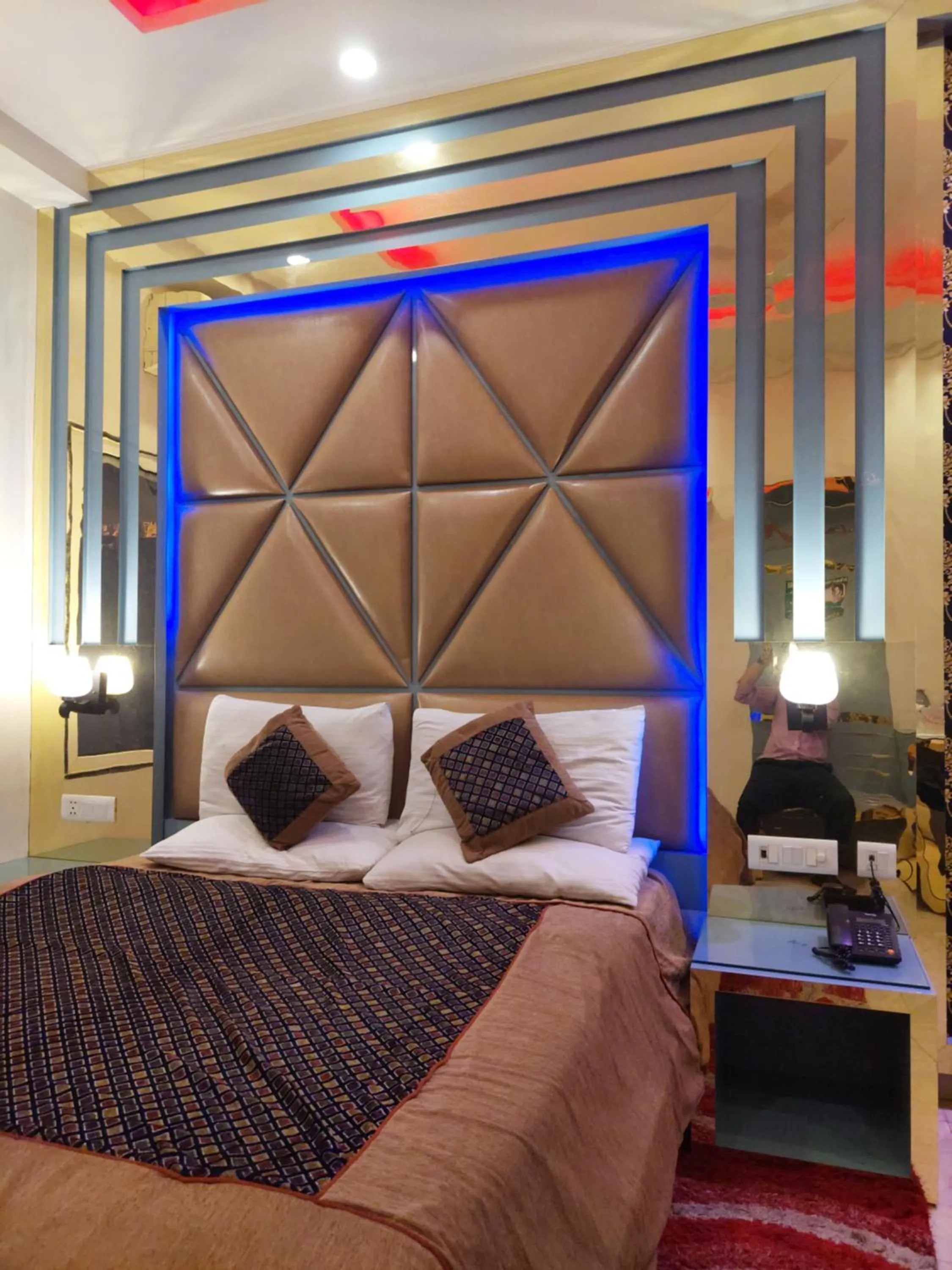 Bed in Hotel Suktara International