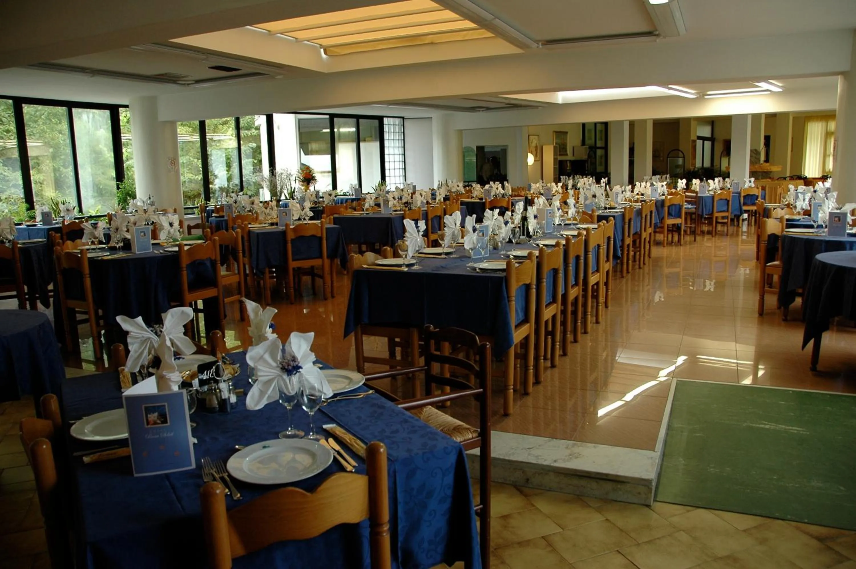 Restaurant/places to eat in Hotel Beau Soleil