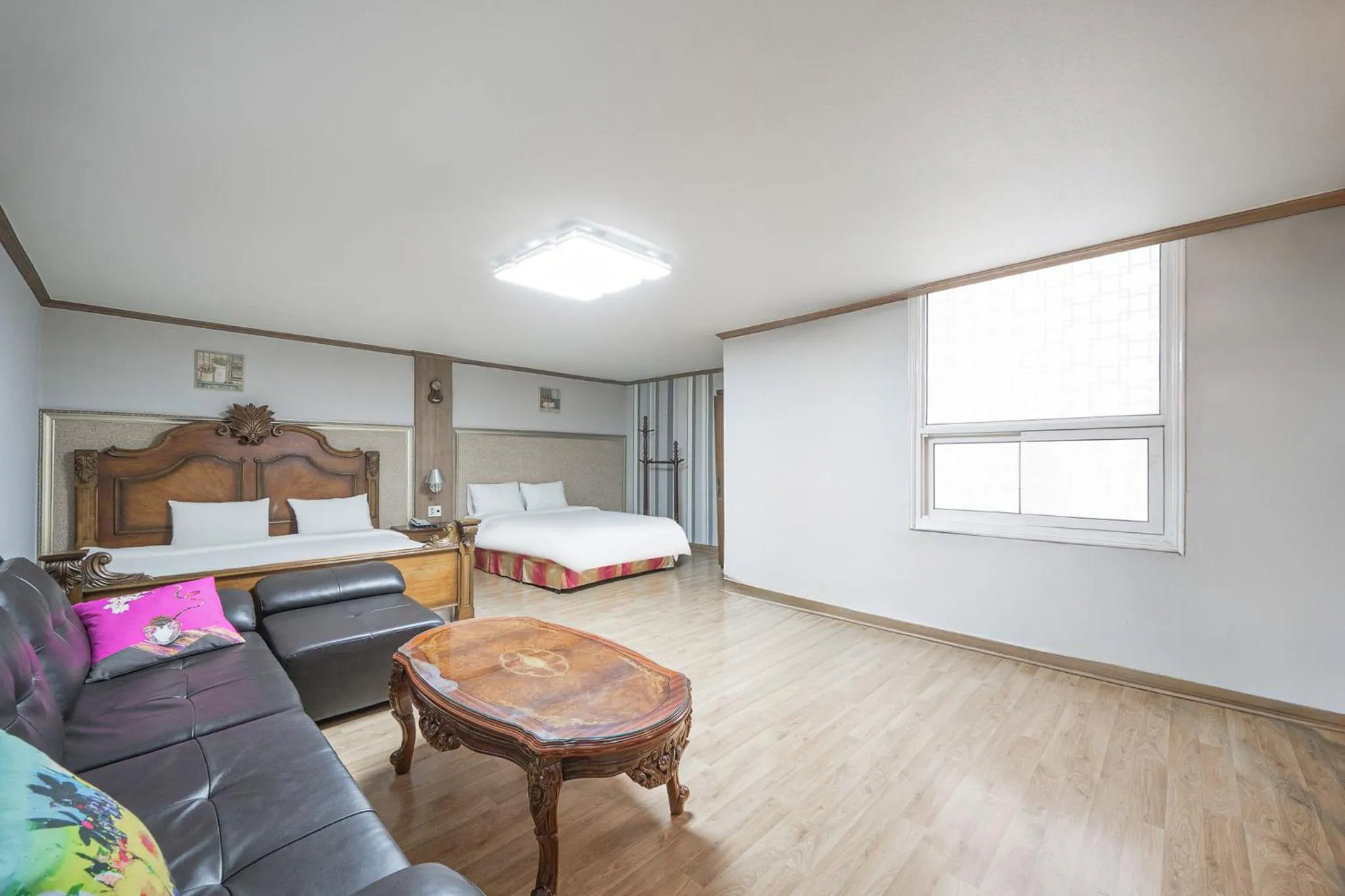 Decorative detail, Bed in Changwon Olympic Hotel