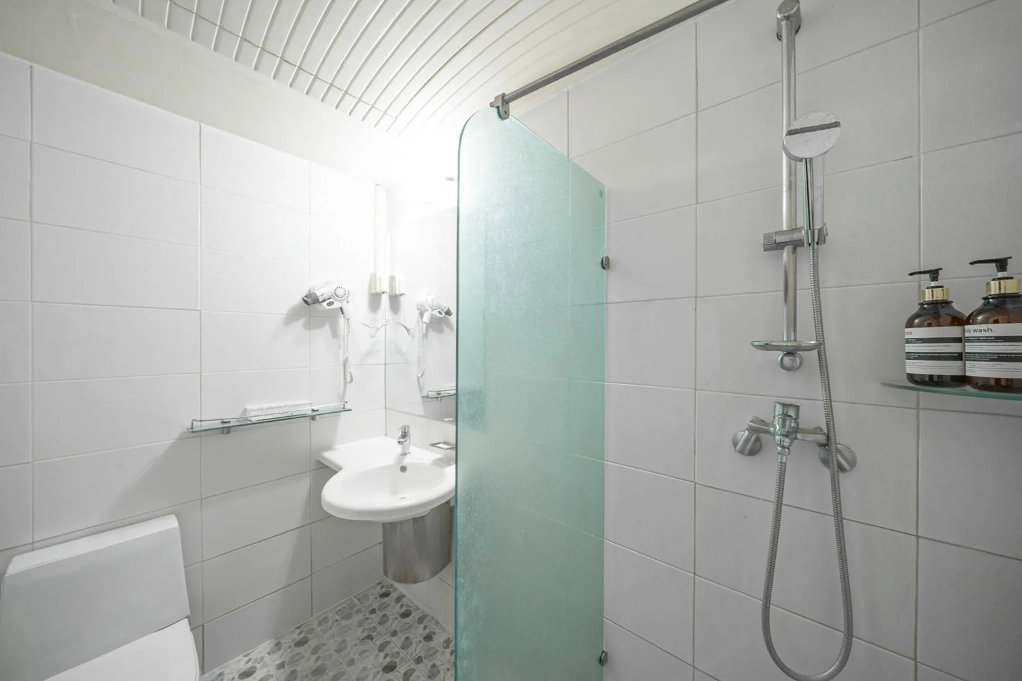 Toilet in Changwon Olympic Hotel