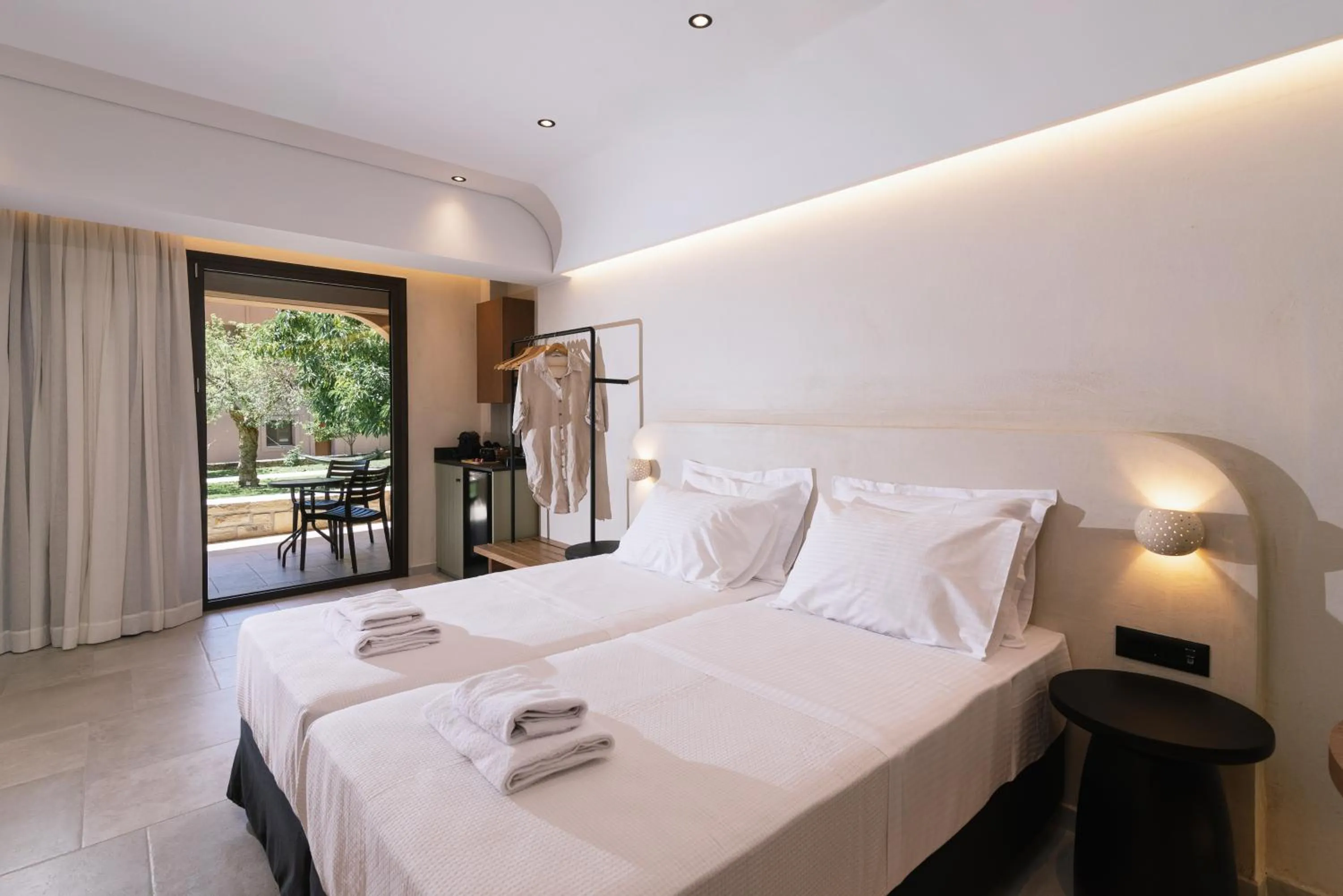 Bedroom, Bed in Idi Hotel