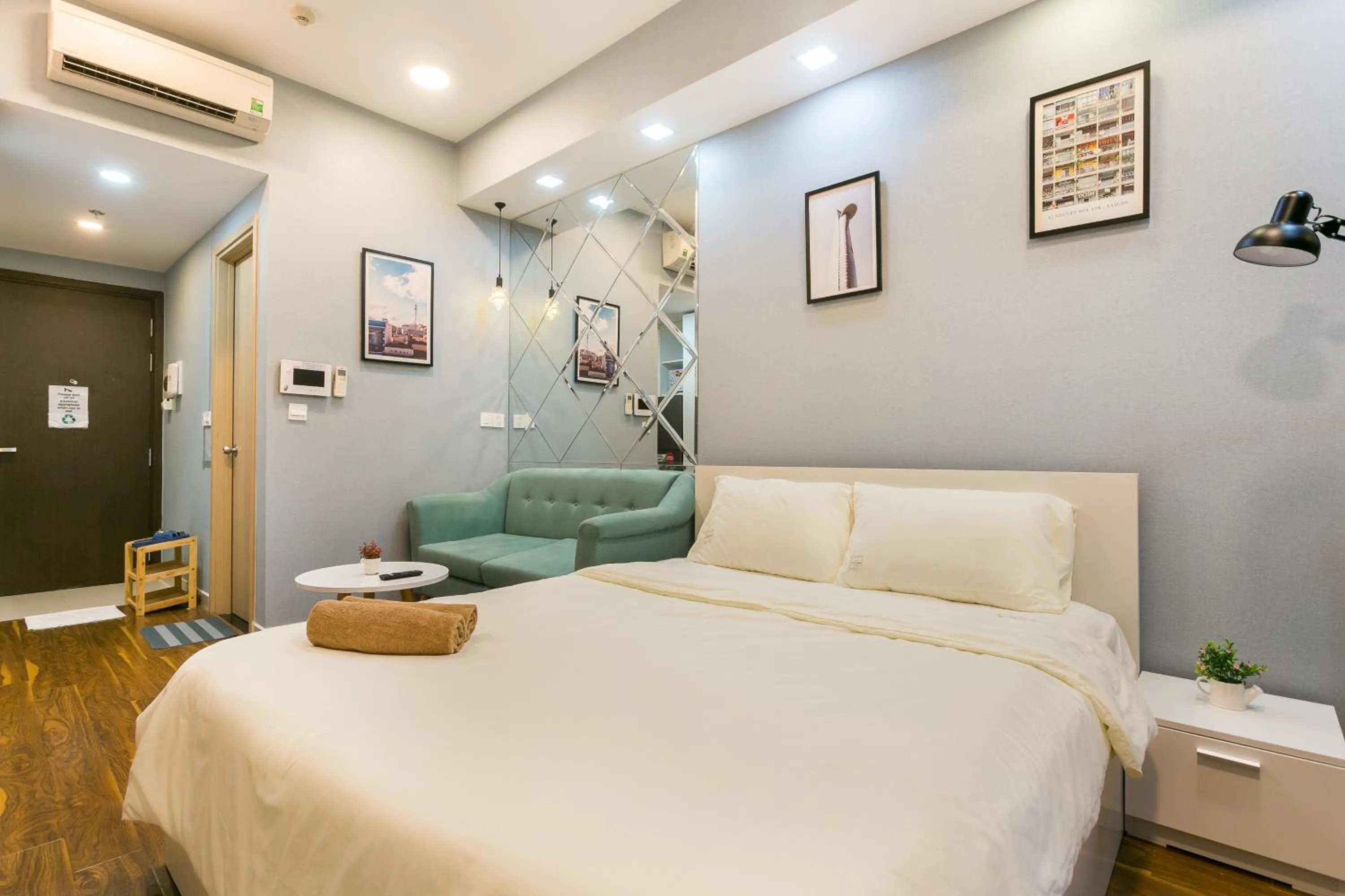 Bed in TeeUp Home - Infinity Pool Signature