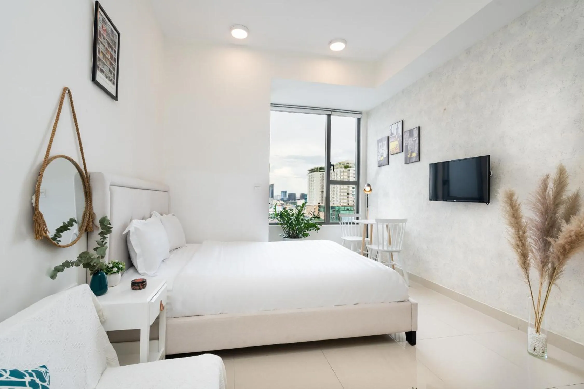 Bed in TeeUp Home - Infinity Pool Signature