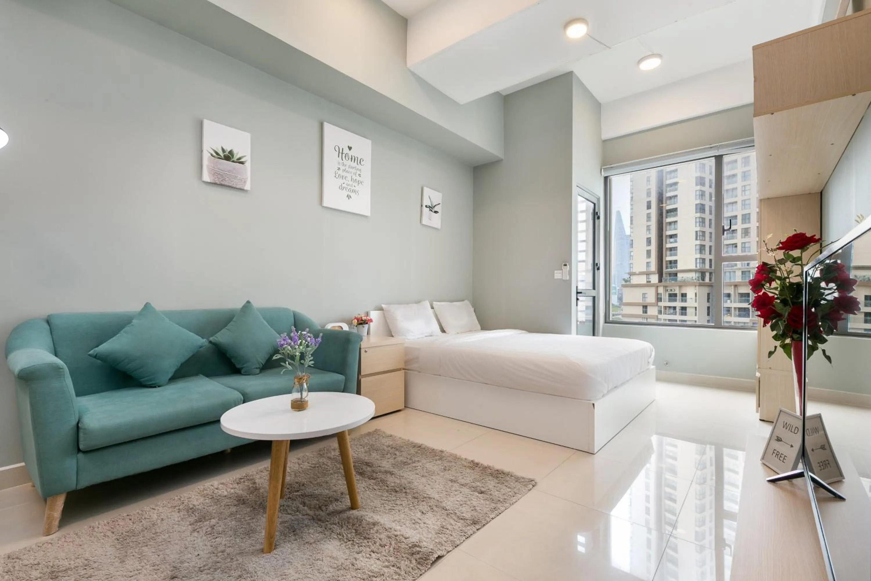 TeeUp Home - Infinity Pool Signature