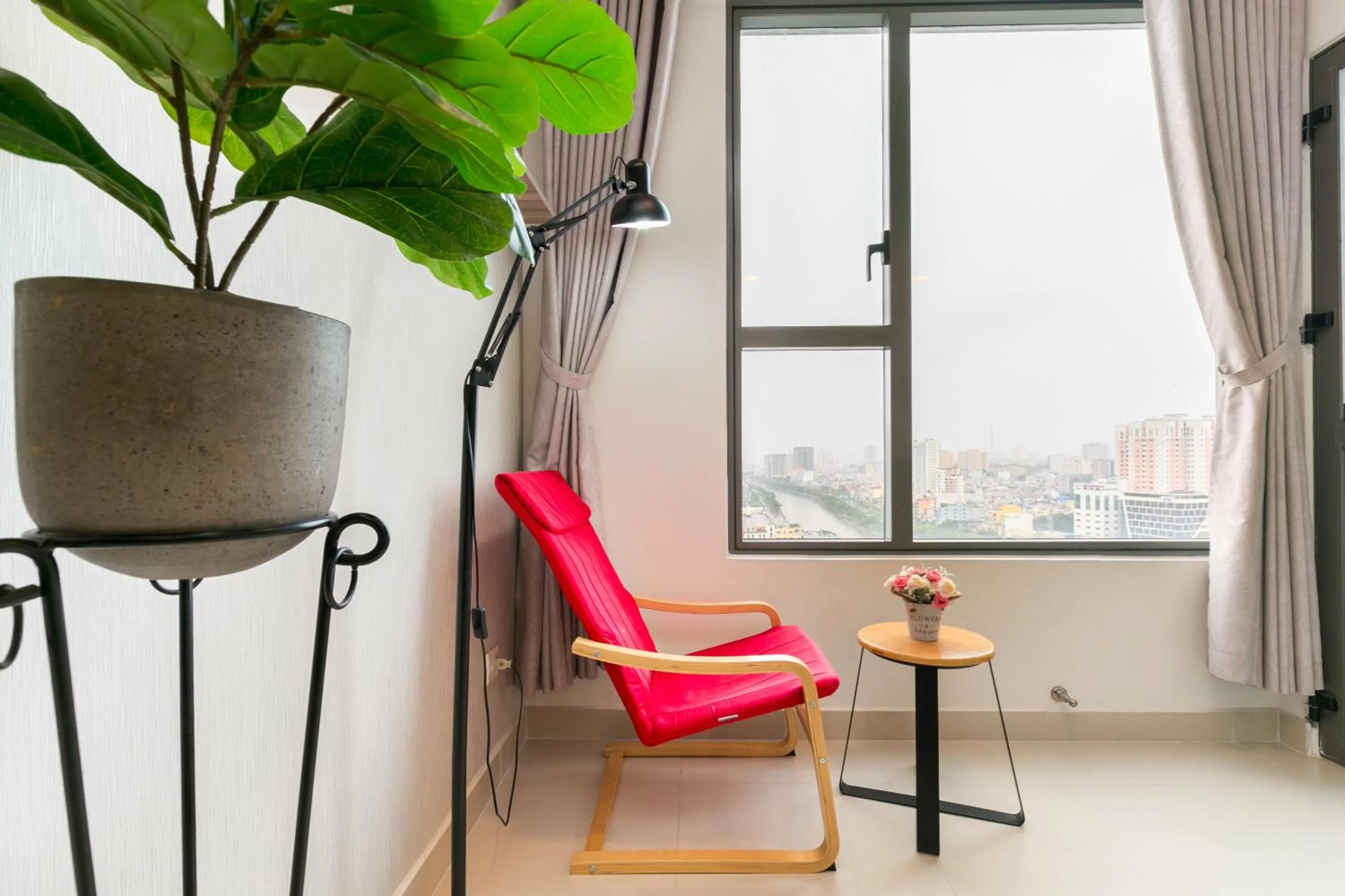 TeeUp Home - Infinity Pool Signature